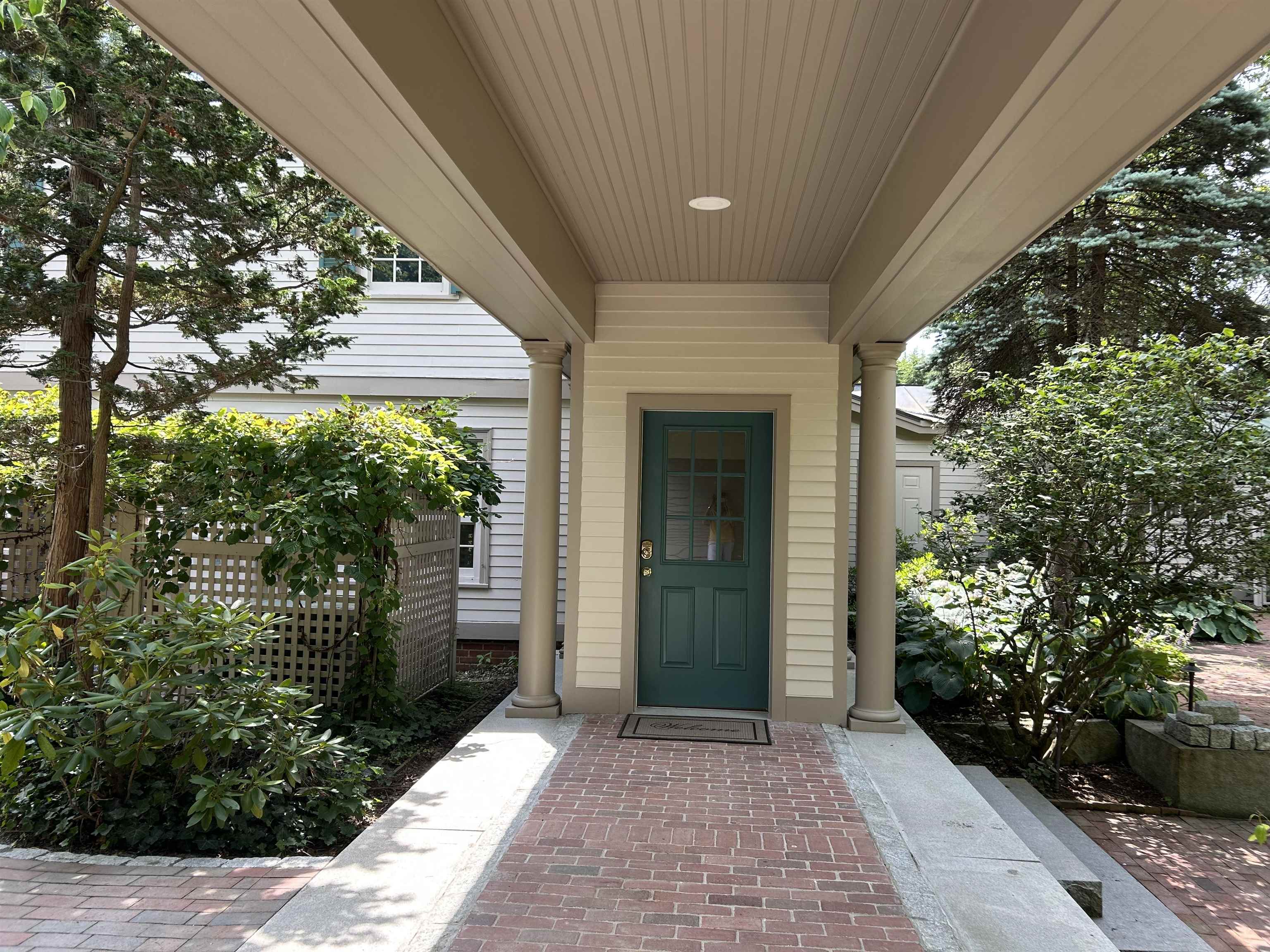 81 Front Street 3