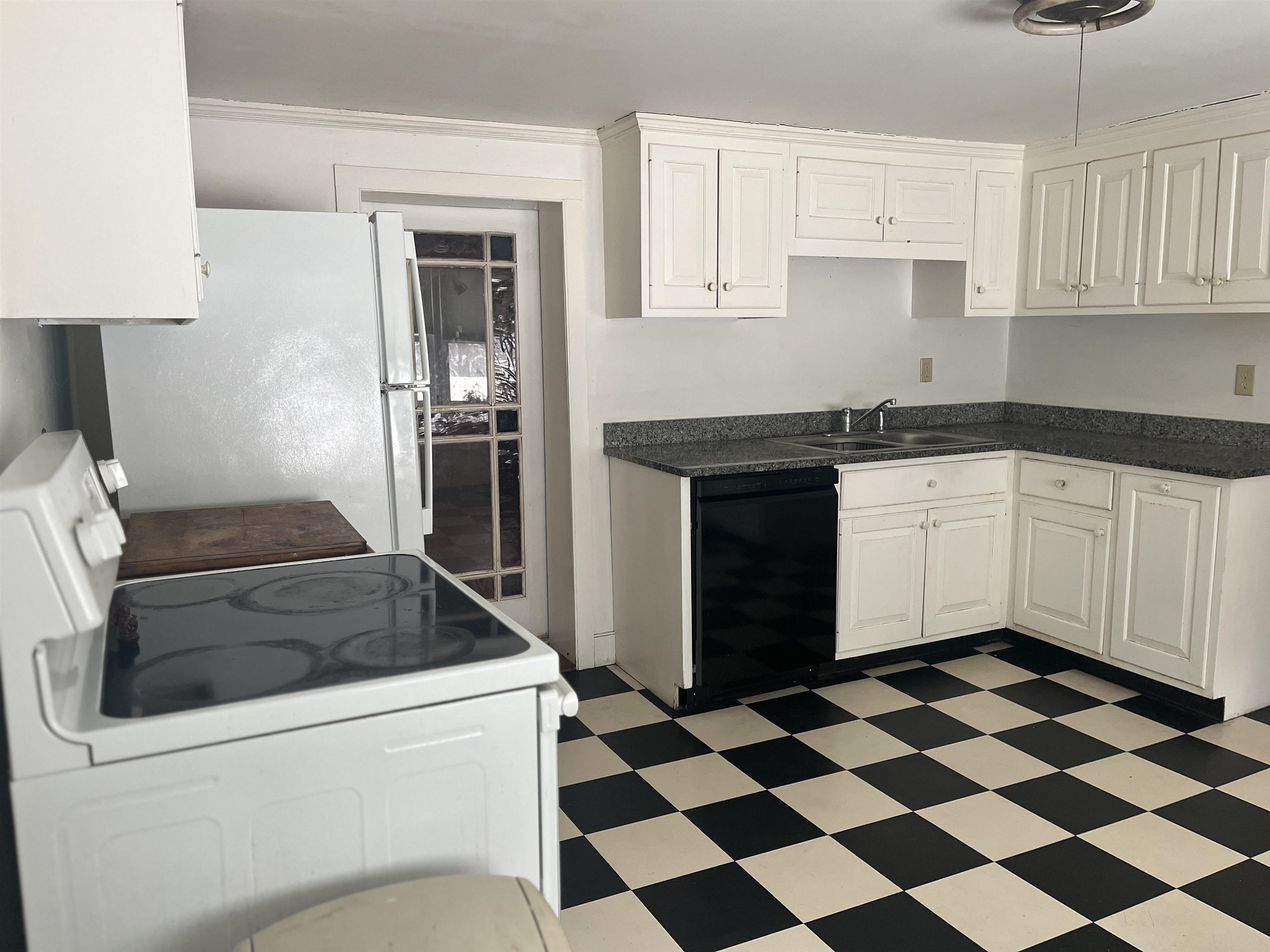 1726 West River Road