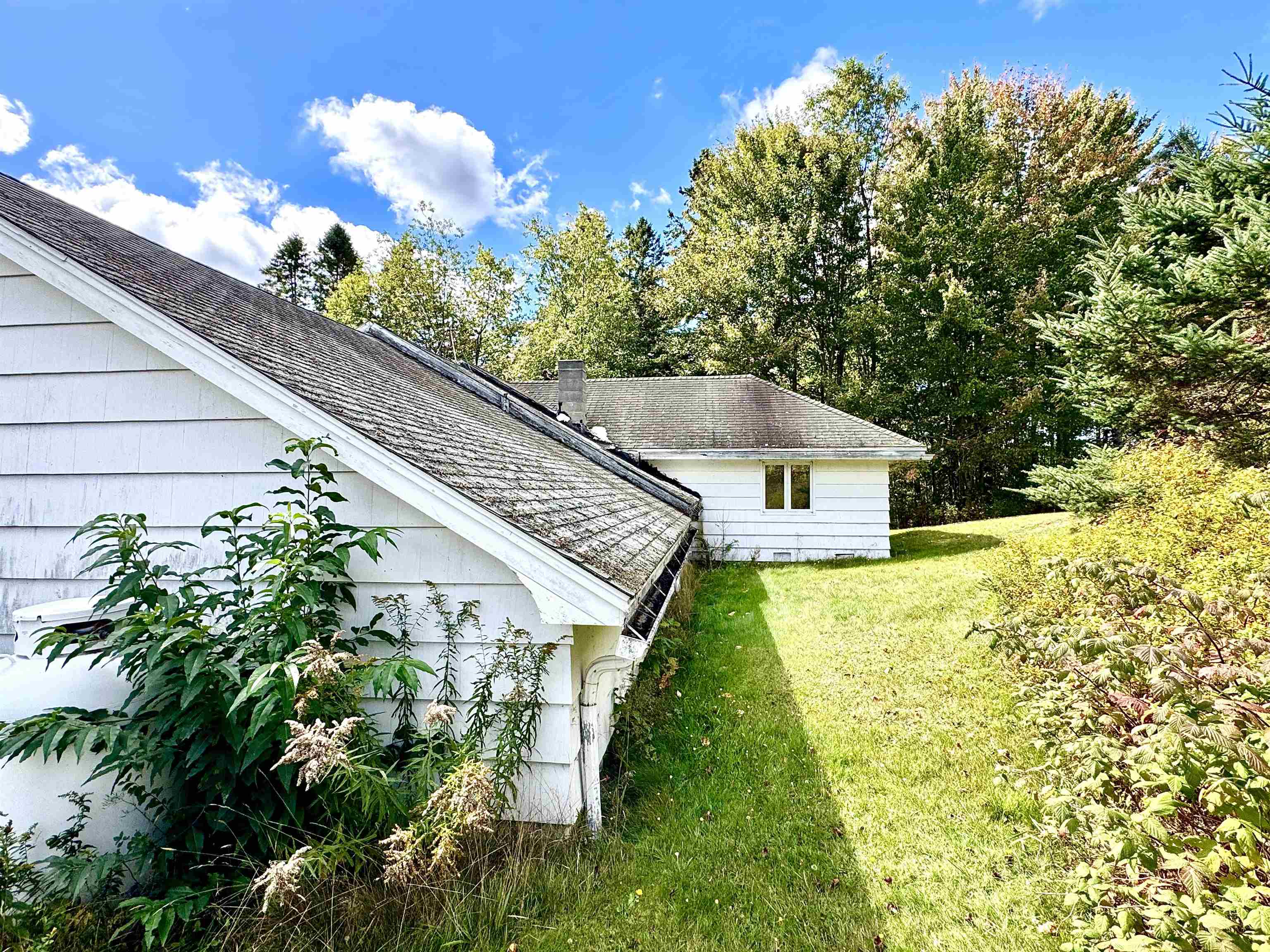 1999 North Main Street