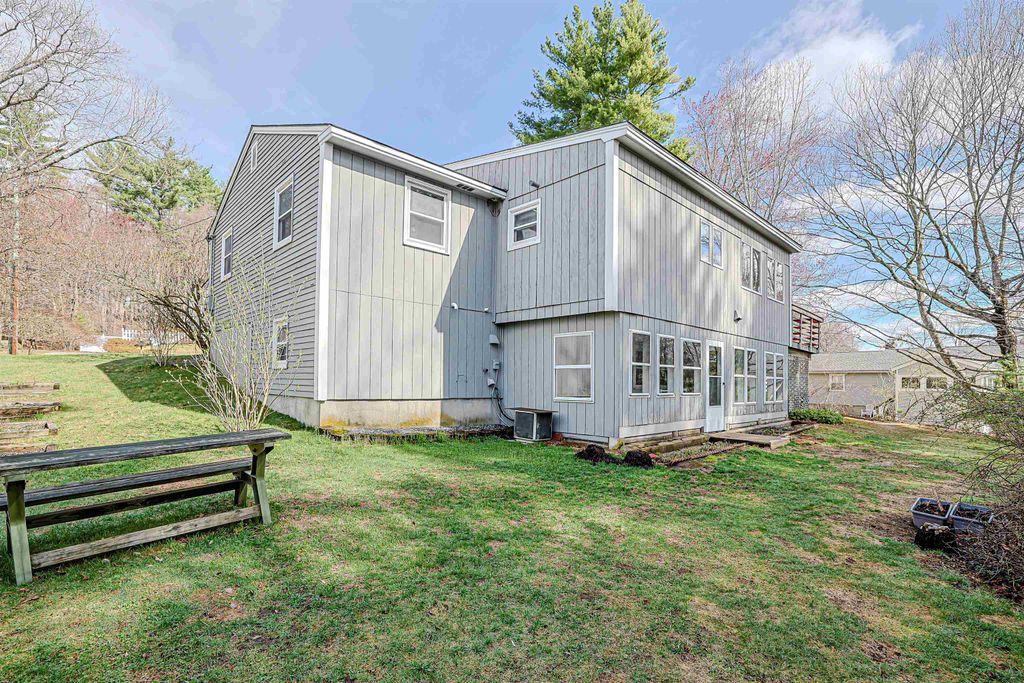 Photo of 10 Westborn Drive, Merrimack, NH 03054 (MLS # 5084154)