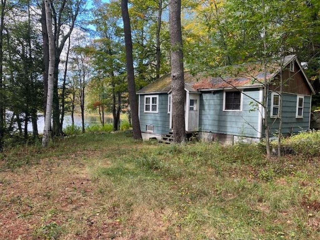 Photo of 102 Collins Pond Road, Fitzwilliam, NH 03447 (MLS # 5063252)