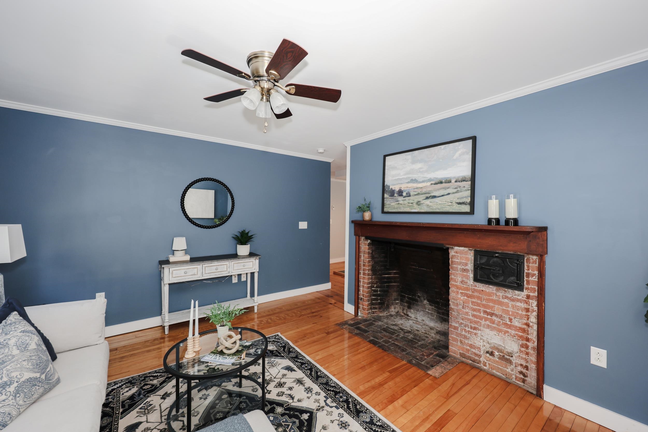 11 Washington Street