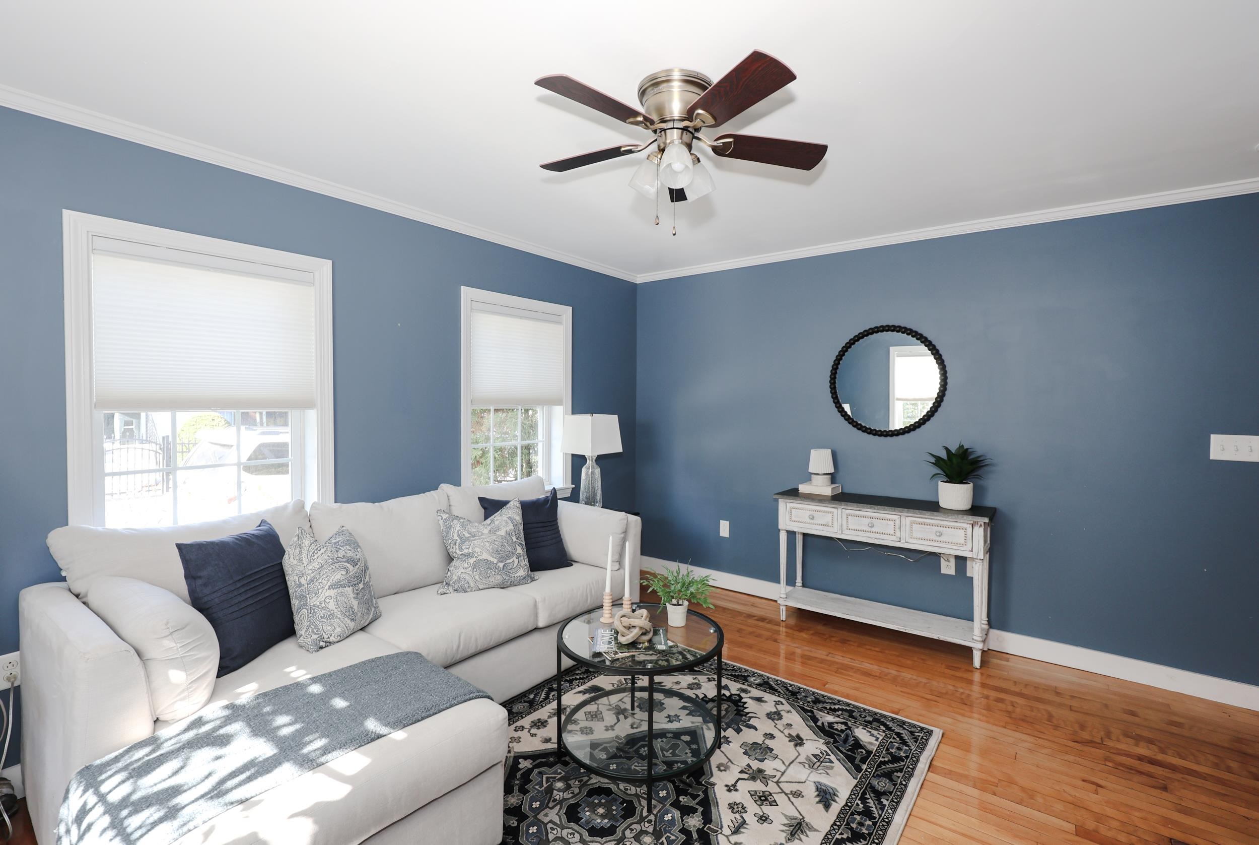 11 Washington Street