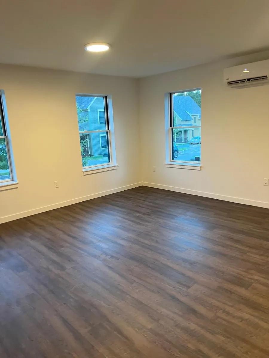 67-1 Safford Commons Way 1