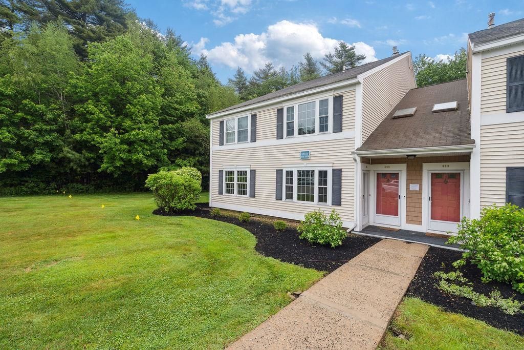 Photo of 801 Springbrook Circle, Portsmouth, NH 03801 (MLS # 5046697)