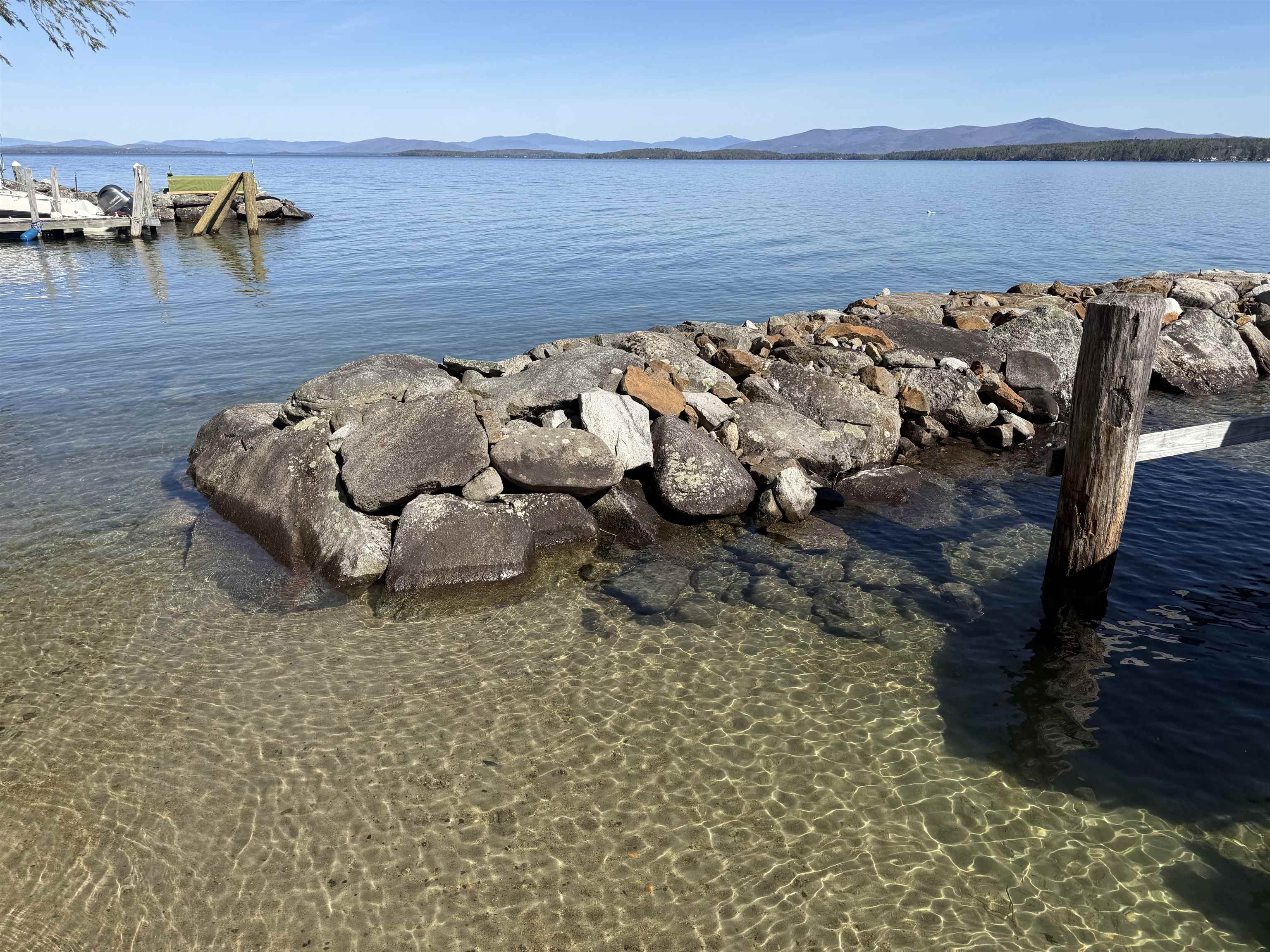 878 Rattlesnake Island