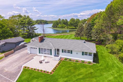 18 Trafton Lane Kittery ME 03904