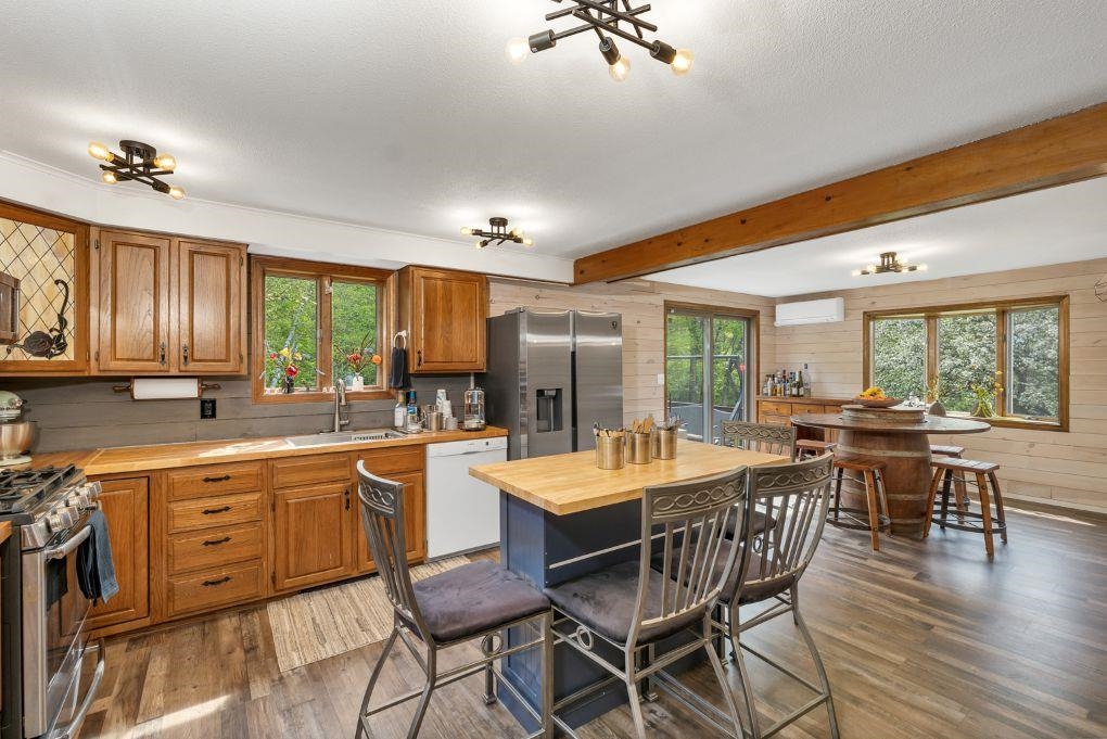 Alexandria, New Hampshire 03243, United States, ,Commercial,Active,129453