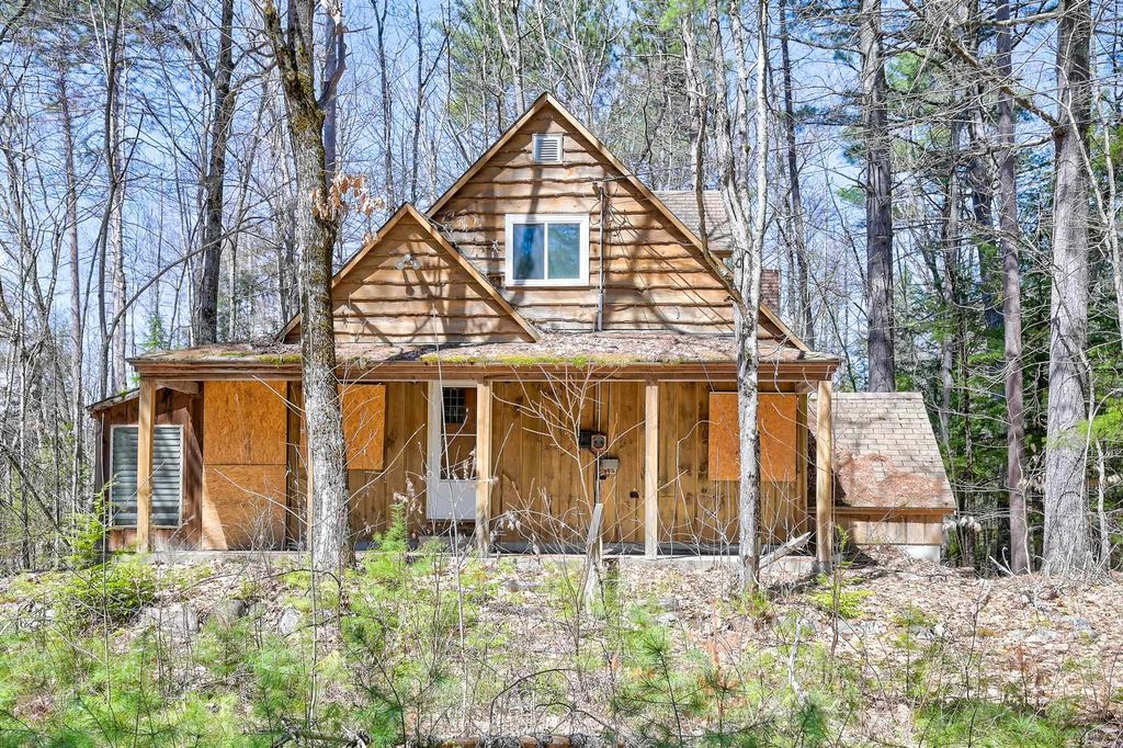 Photo of 236 Thompson Road, Conway, NH 03860 (MLS # 5086167)