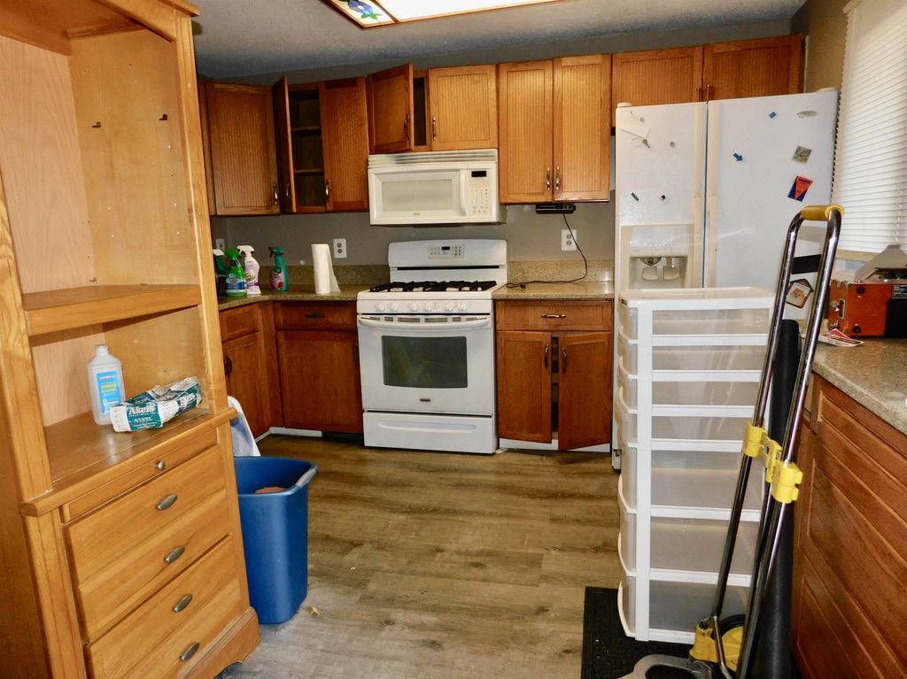 Photo of 40 Merrimack Drive, Merrimack, NH 03054 (MLS # 5063371)