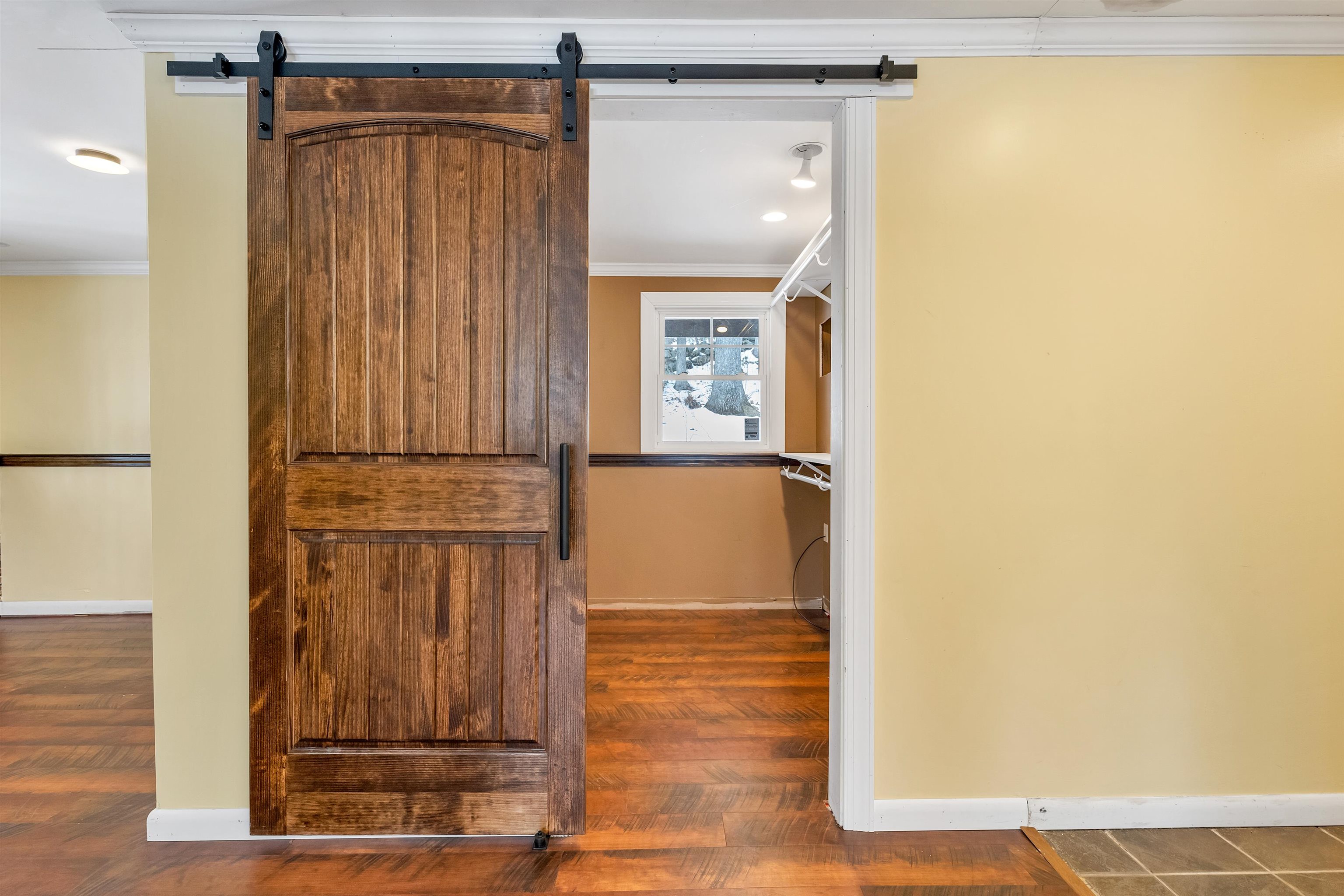 Gilford, New Hampshire 03249, United States, 3 Bedrooms Bedrooms, ,2 BathroomsBathrooms,Residential,Active,99984