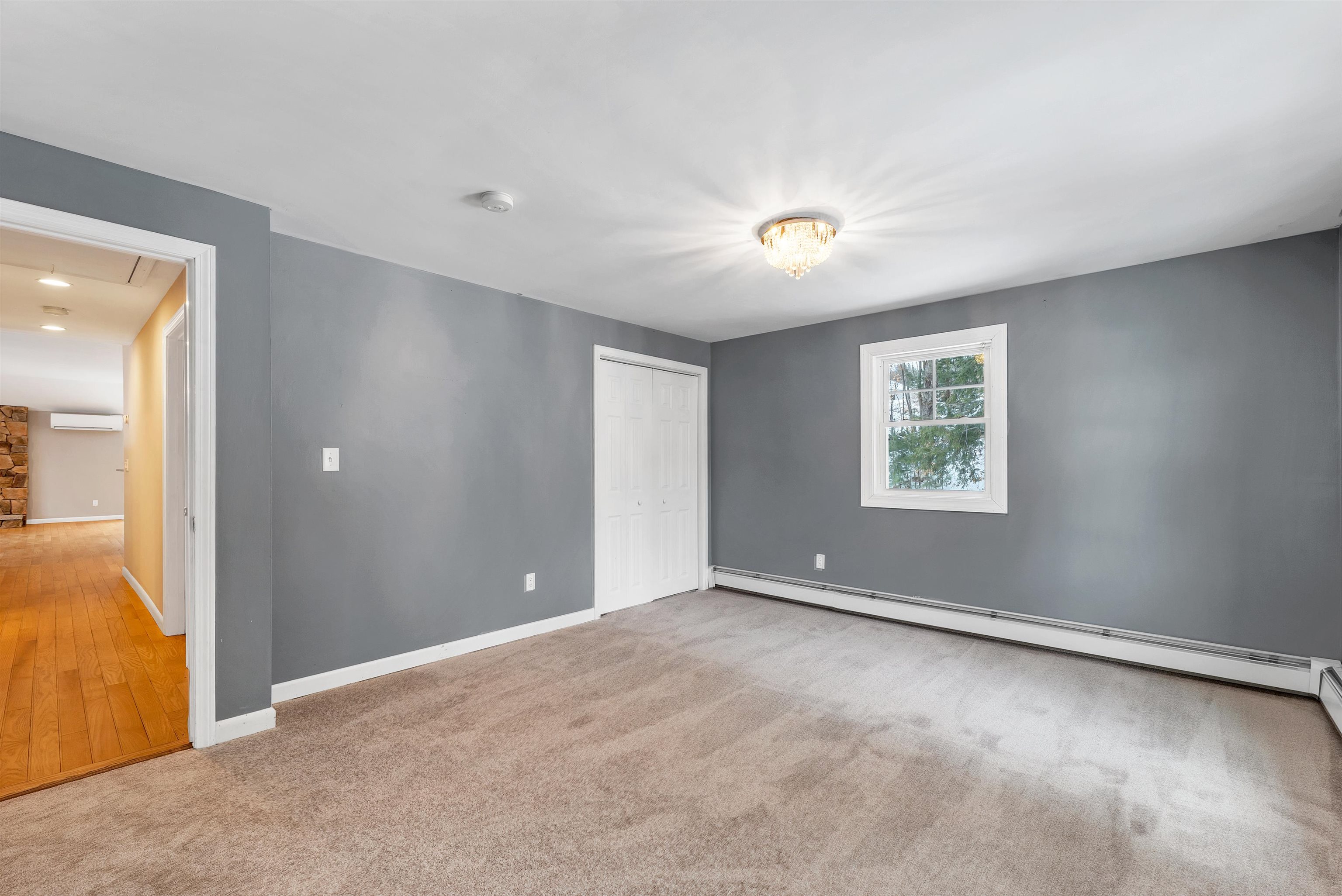 Gilford, New Hampshire 03249, United States, 3 Bedrooms Bedrooms, ,2 BathroomsBathrooms,Residential,Active,99984