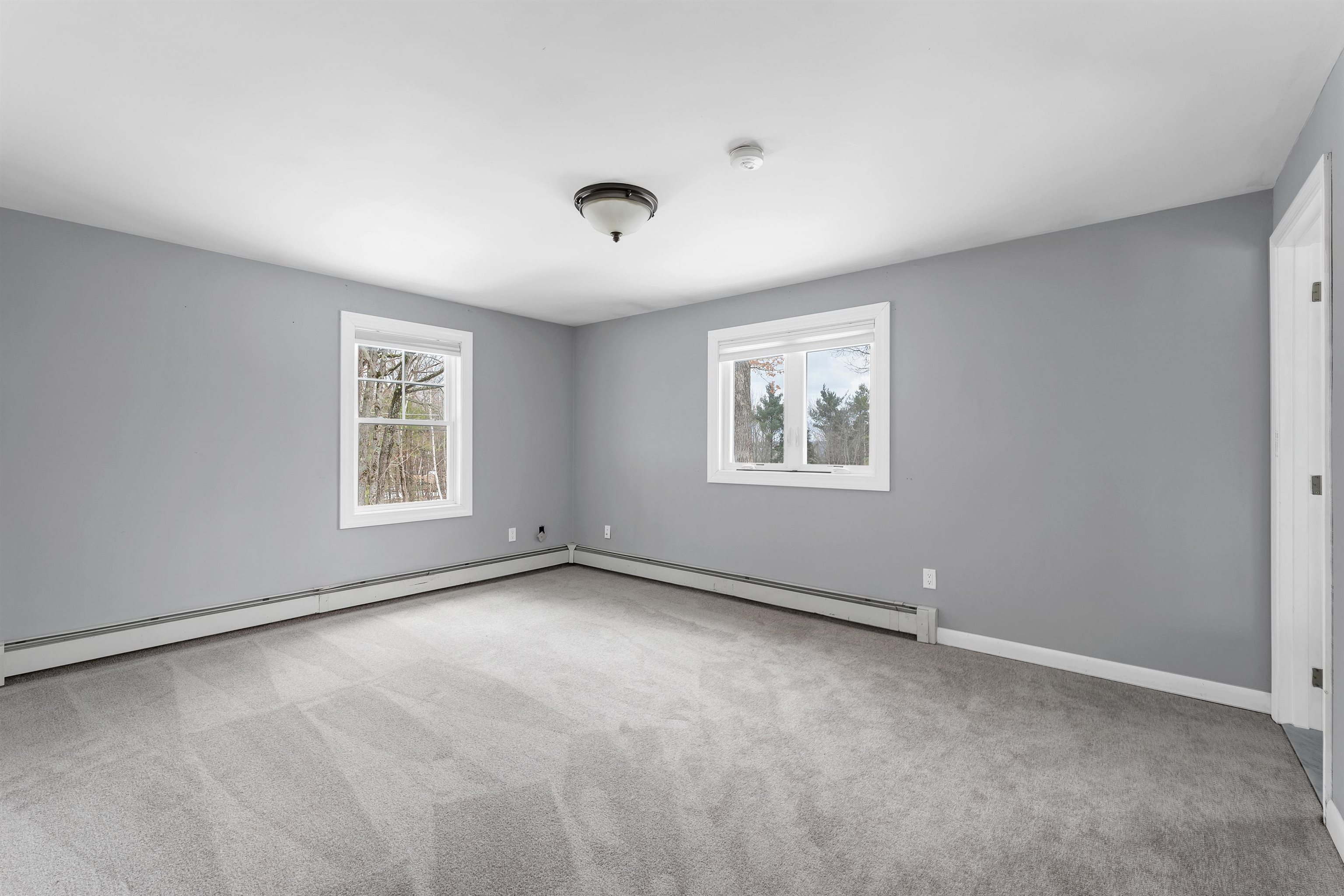 Gilford, New Hampshire 03249, United States, 3 Bedrooms Bedrooms, ,2 BathroomsBathrooms,Residential,Active,99984