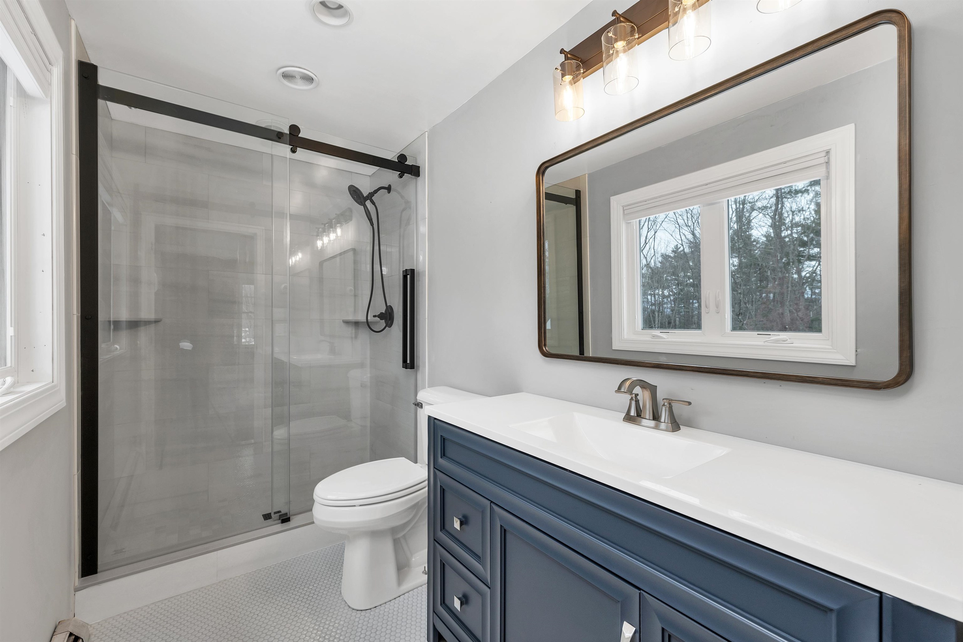 Gilford, New Hampshire 03249, United States, 3 Bedrooms Bedrooms, ,2 BathroomsBathrooms,Residential,Active,99984