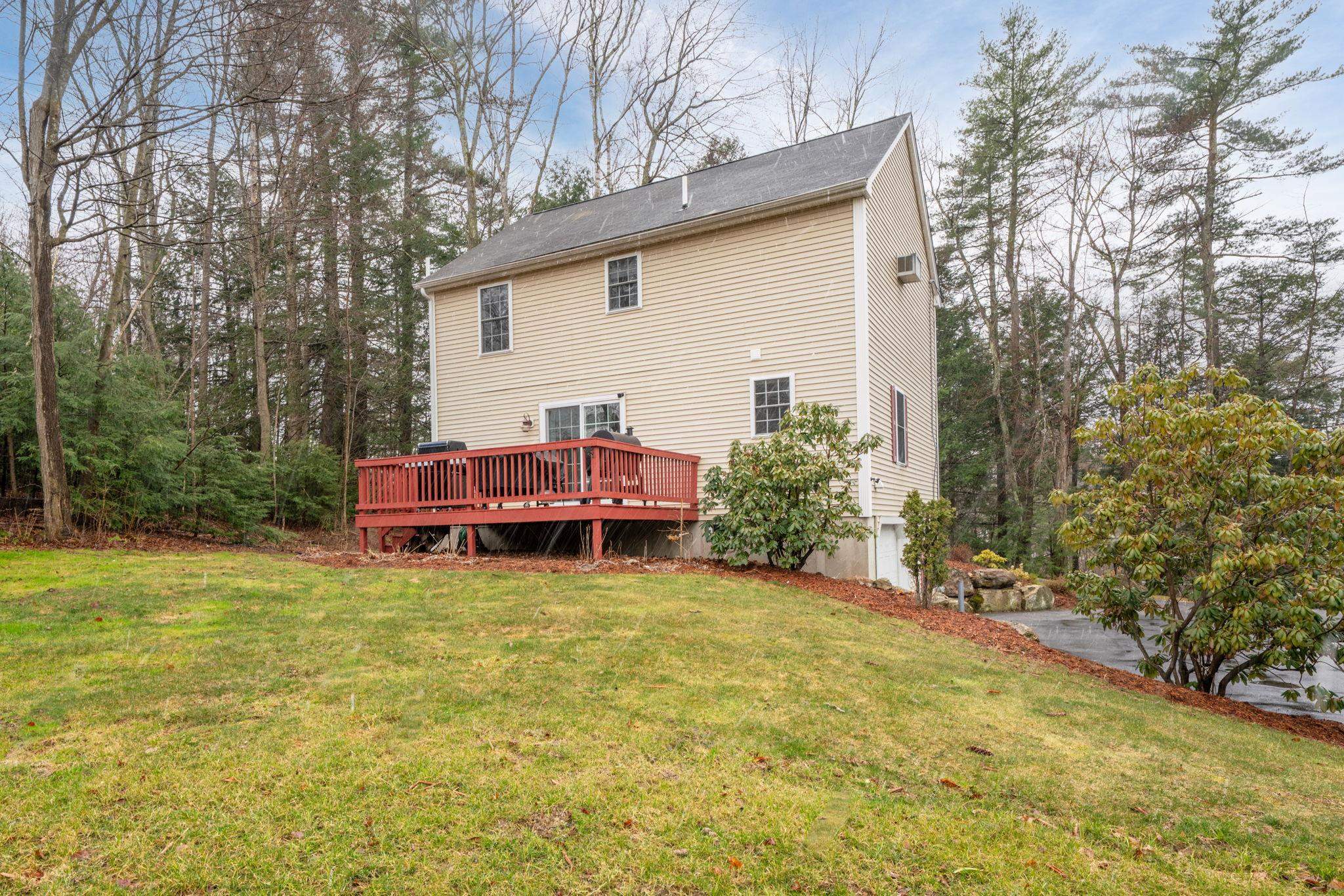 52 Zapora Drive
