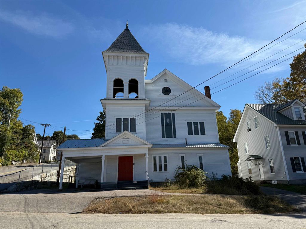 Photo of 88 Franklin Street, Franklin, NH 03235 (MLS # 5064112)