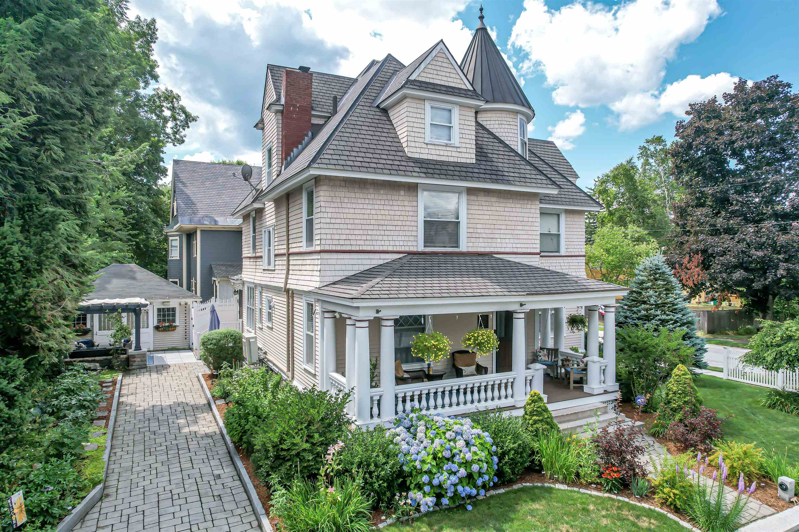 116 Everett Street