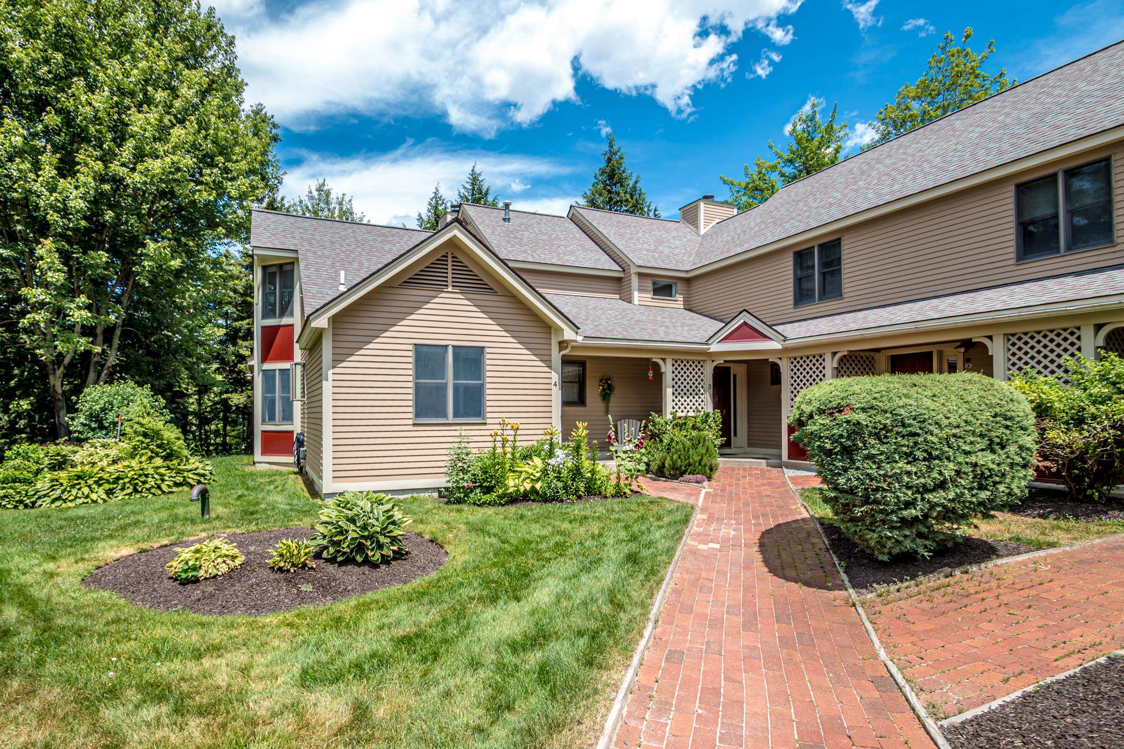 4 Bartlett Place Road