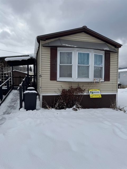 81 Cramton Road 6 Castleton VT 05735