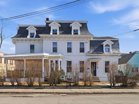 14 Mulberry Street Nashua NH 03061