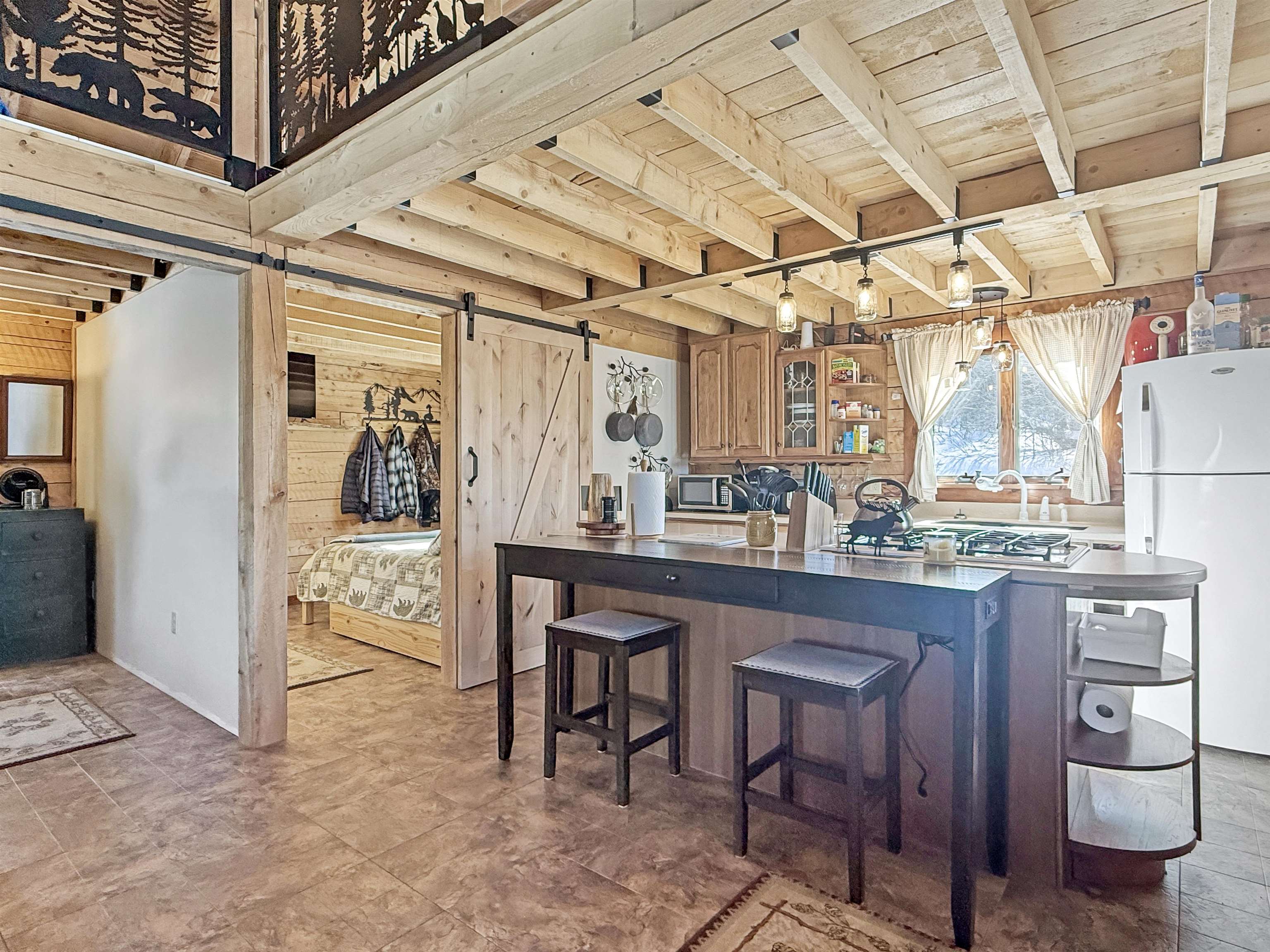 706 Diamond Pond Road