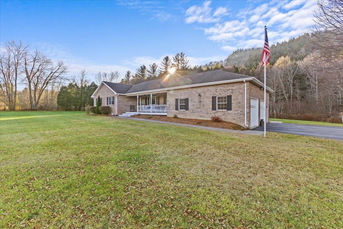 113 Blackbird Swale Drive
