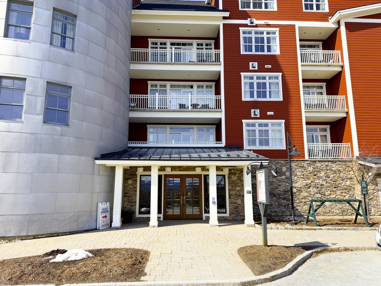 102 Forest Drive 407 (Lockout 405) Interval IV