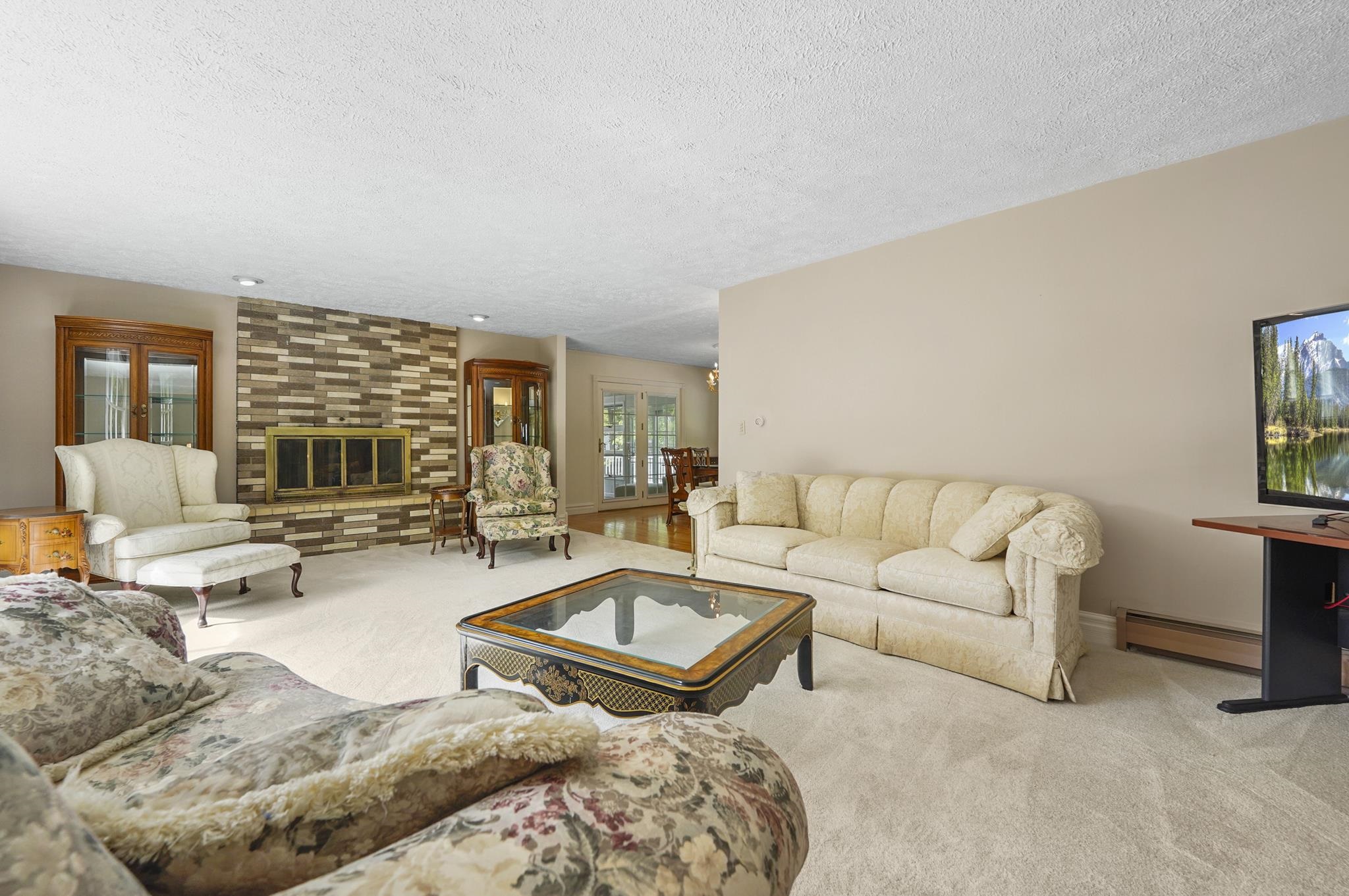 127 Peele Road