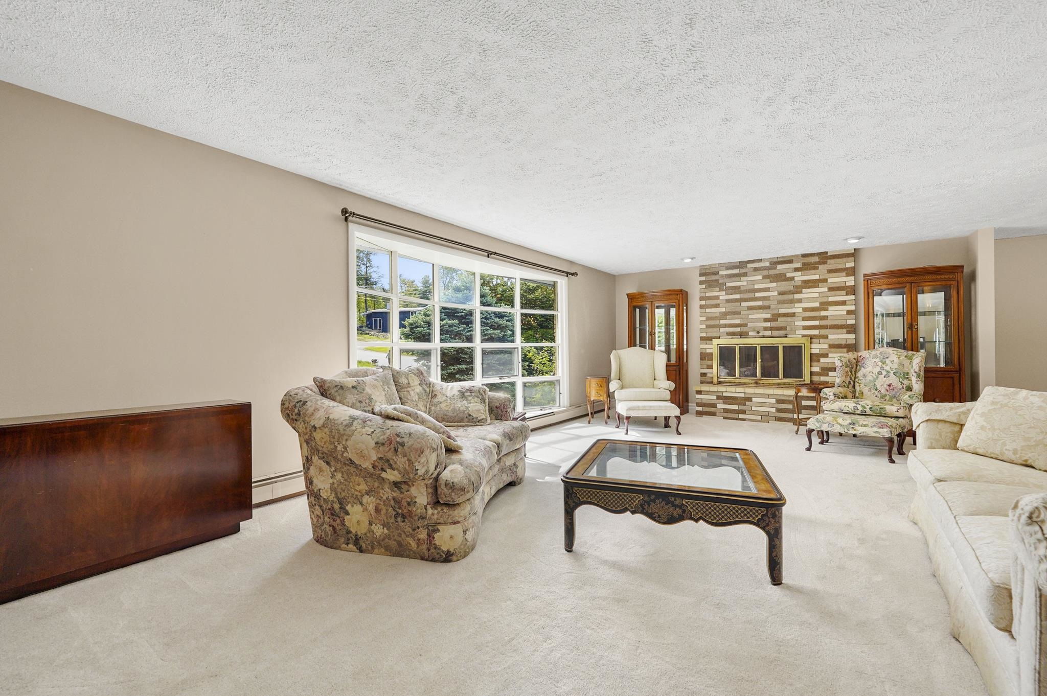 127 Peele Road