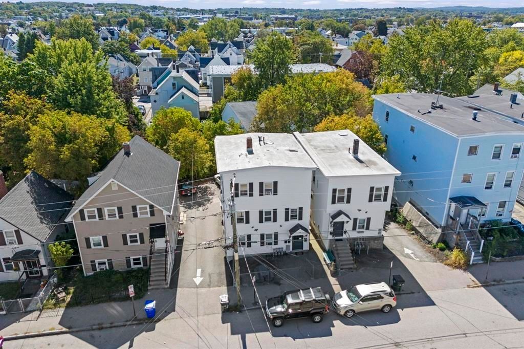 Photo of 377383 Manchester Street, Manchester, NH 03103 (MLS # 5082090)