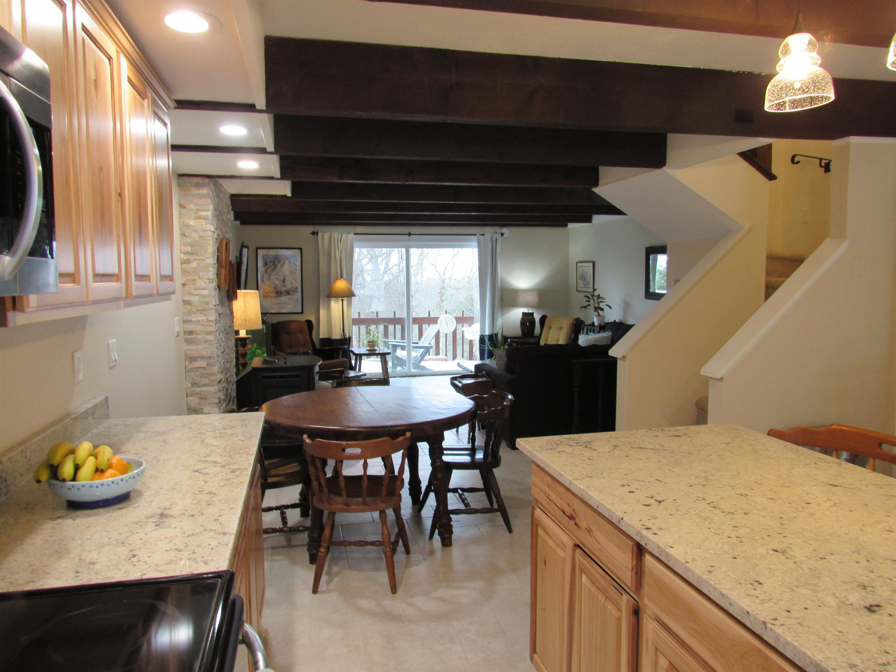 #7 Stratton West Road #7