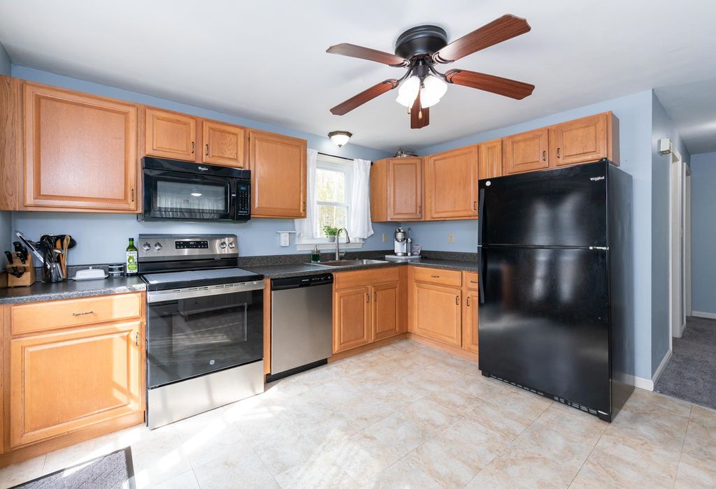 Photo of 41 Midnight Sun Drive, Epping, NH 03042 (MLS # 5081047)