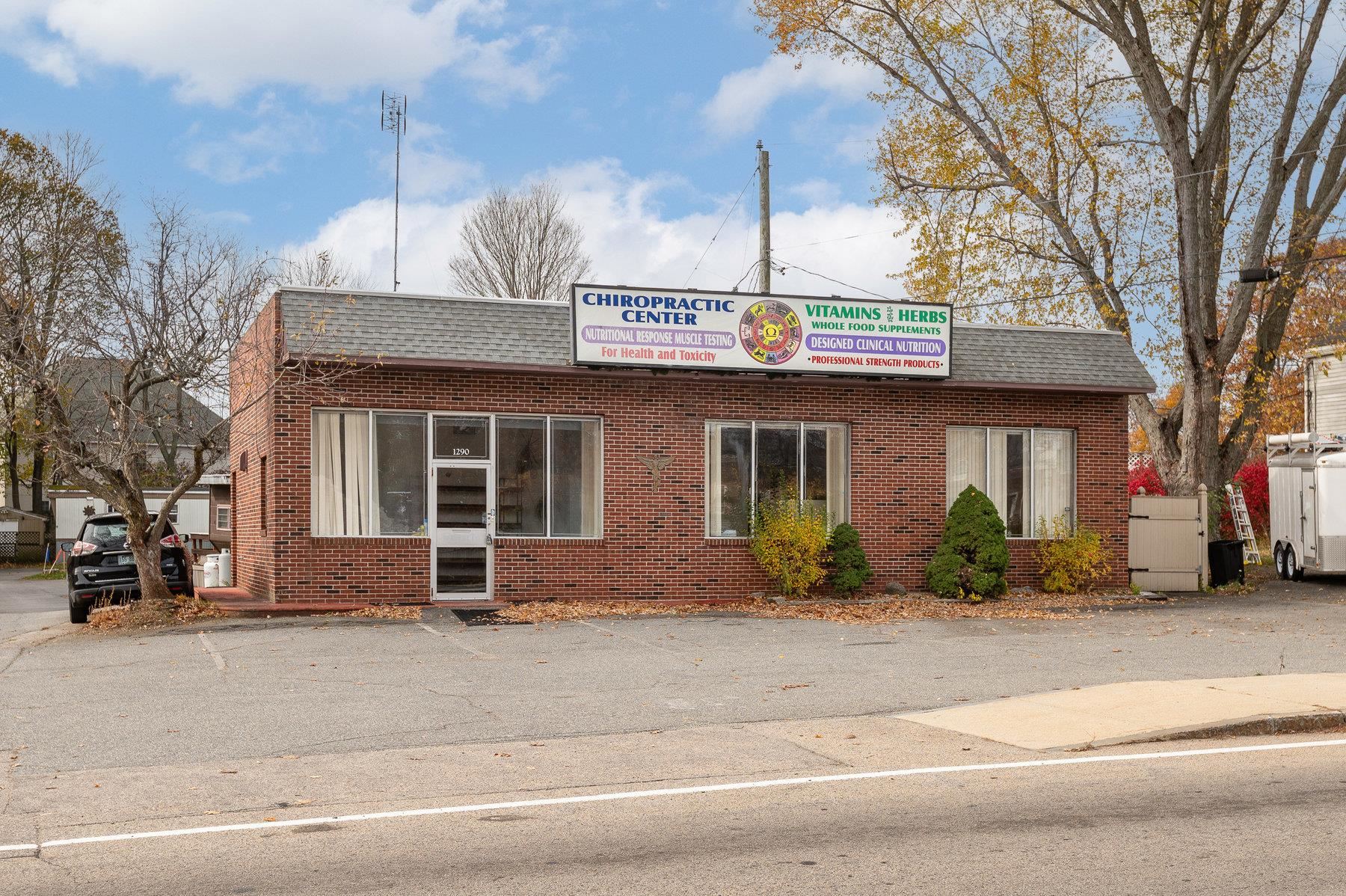 1290 Woodbury Avenue