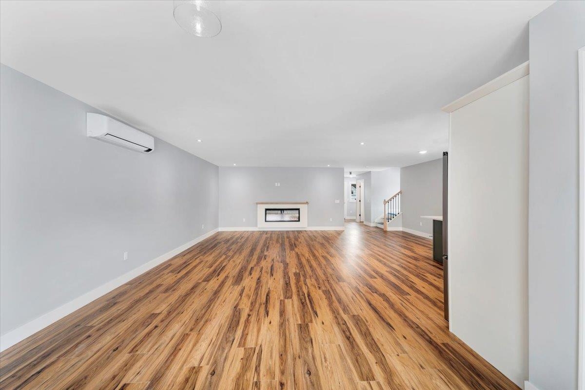 925 Falls Road 3