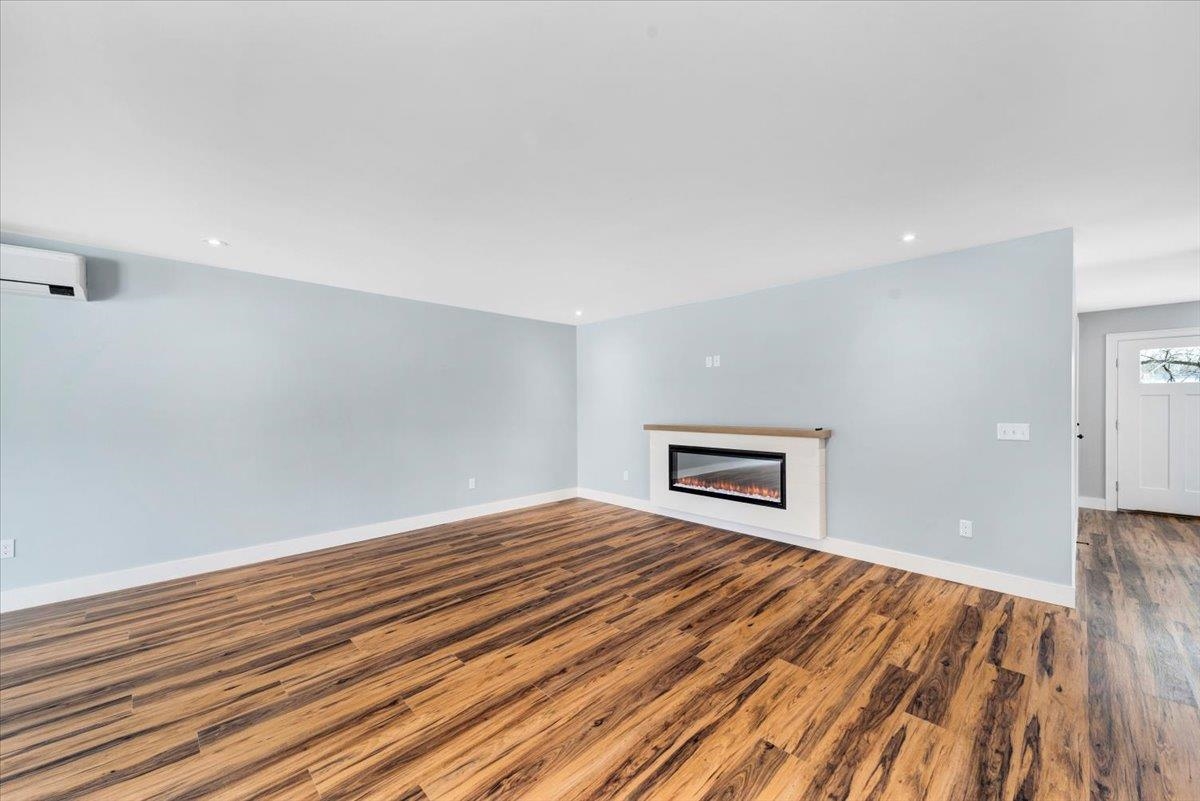 925 Falls Road 3