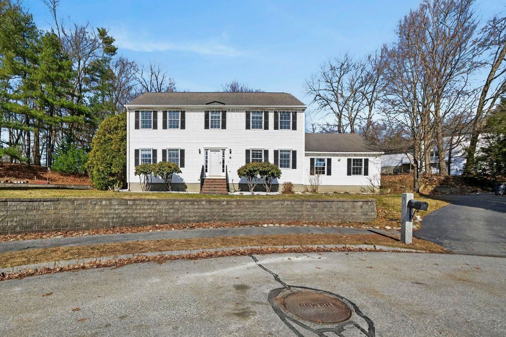 Photo of 8 Katie Lane, Nashua, NH 03060 (MLS # 5082709)