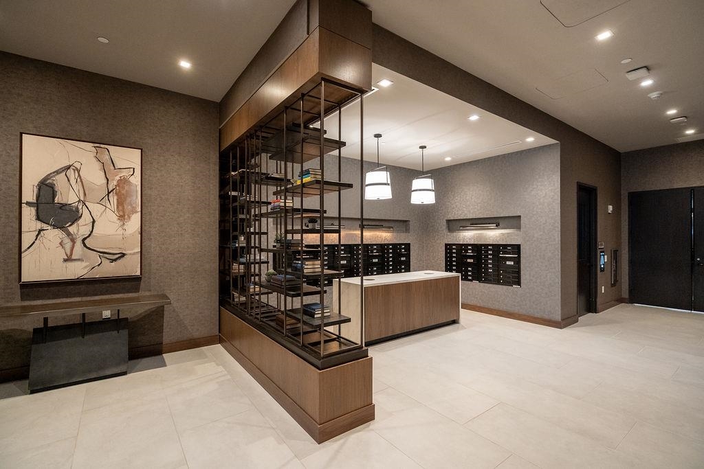 18 Artisan Drive 417
