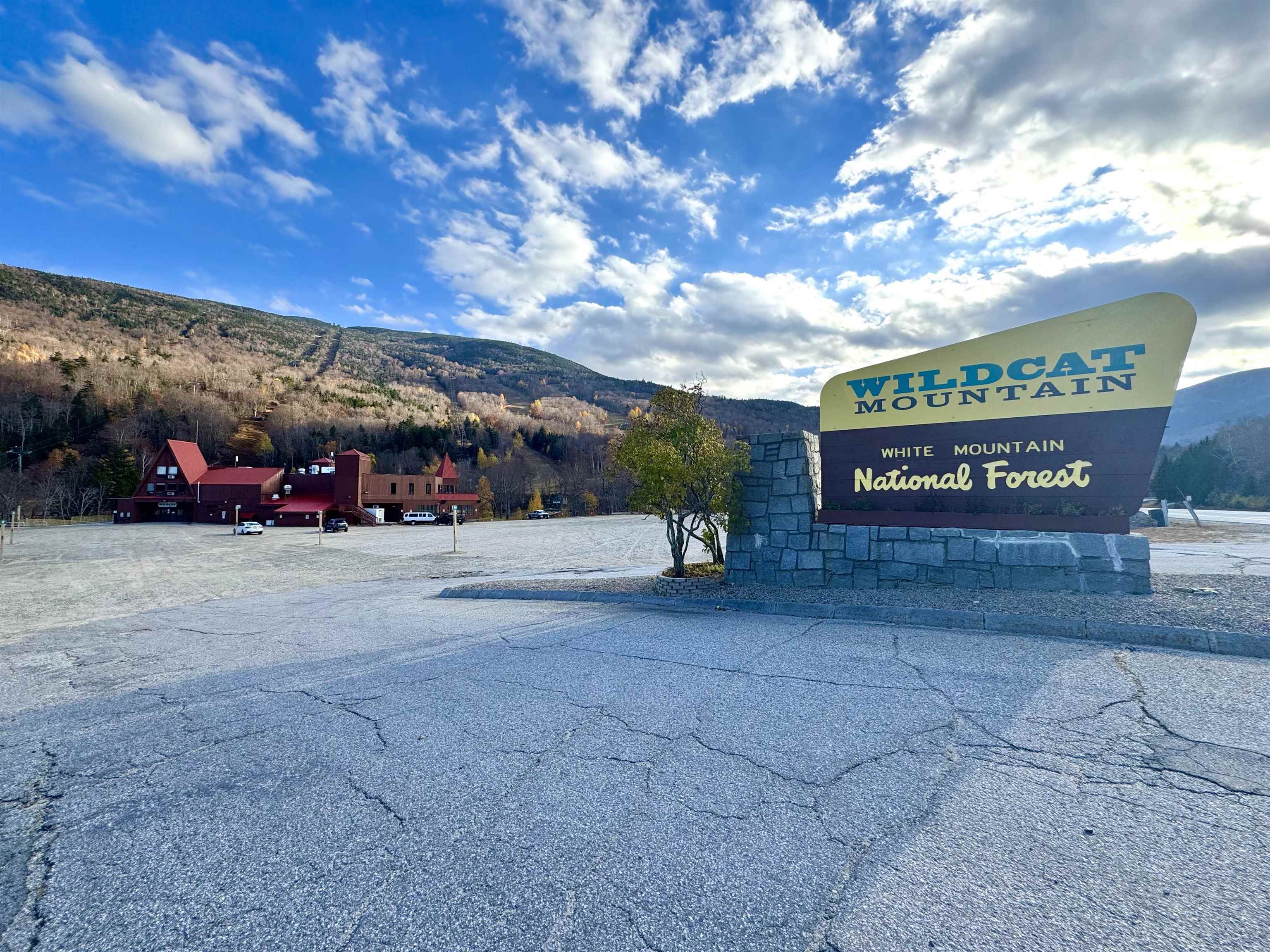 Gorham, New Hampshire 03581, United States, 2 Bedrooms Bedrooms, ,1 BathroomBathrooms,Residential,Active,37173