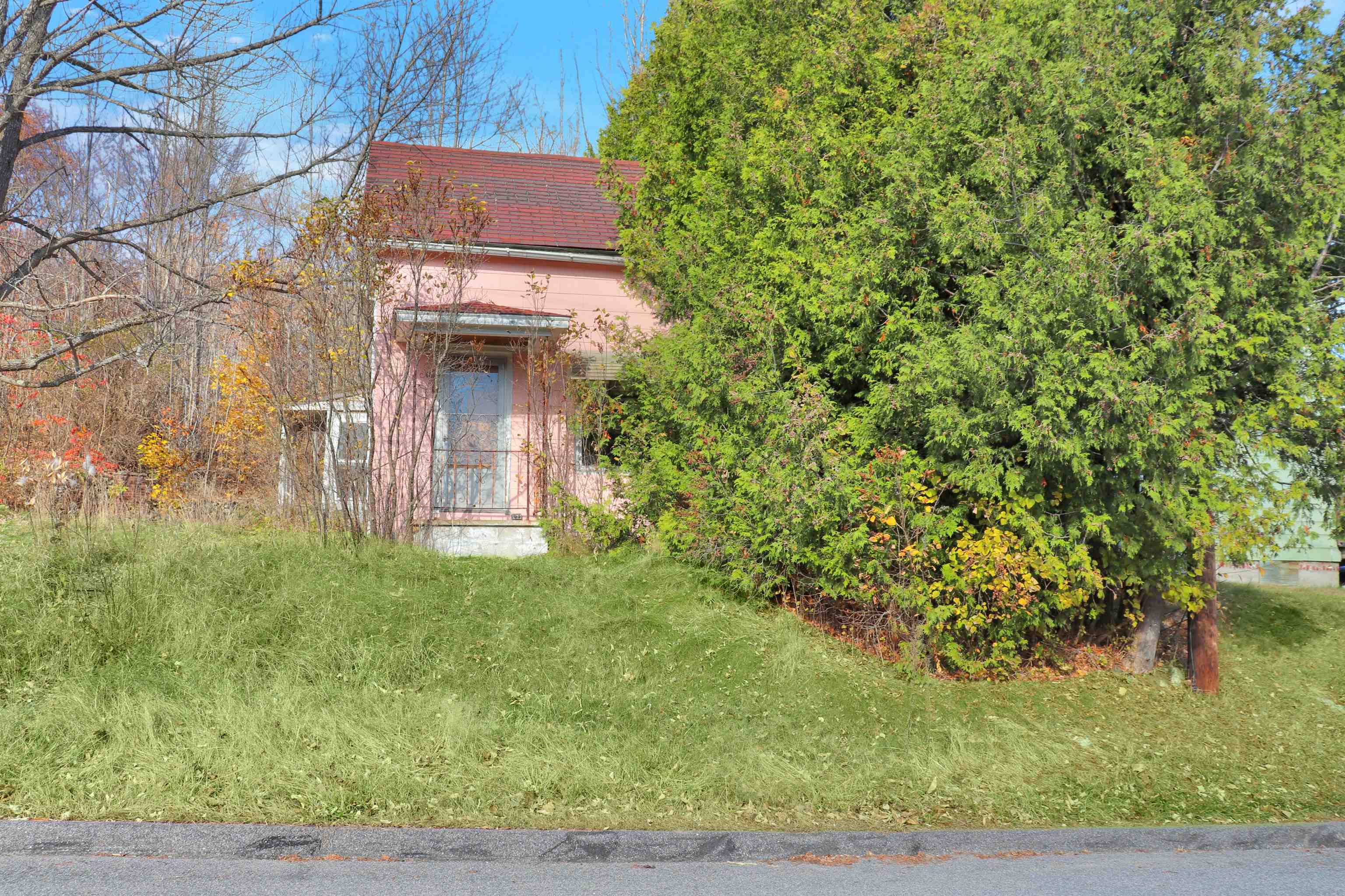 Gorham, New Hampshire 03581, United States, 2 Bedrooms Bedrooms, ,1 BathroomBathrooms,Residential,Active,37173