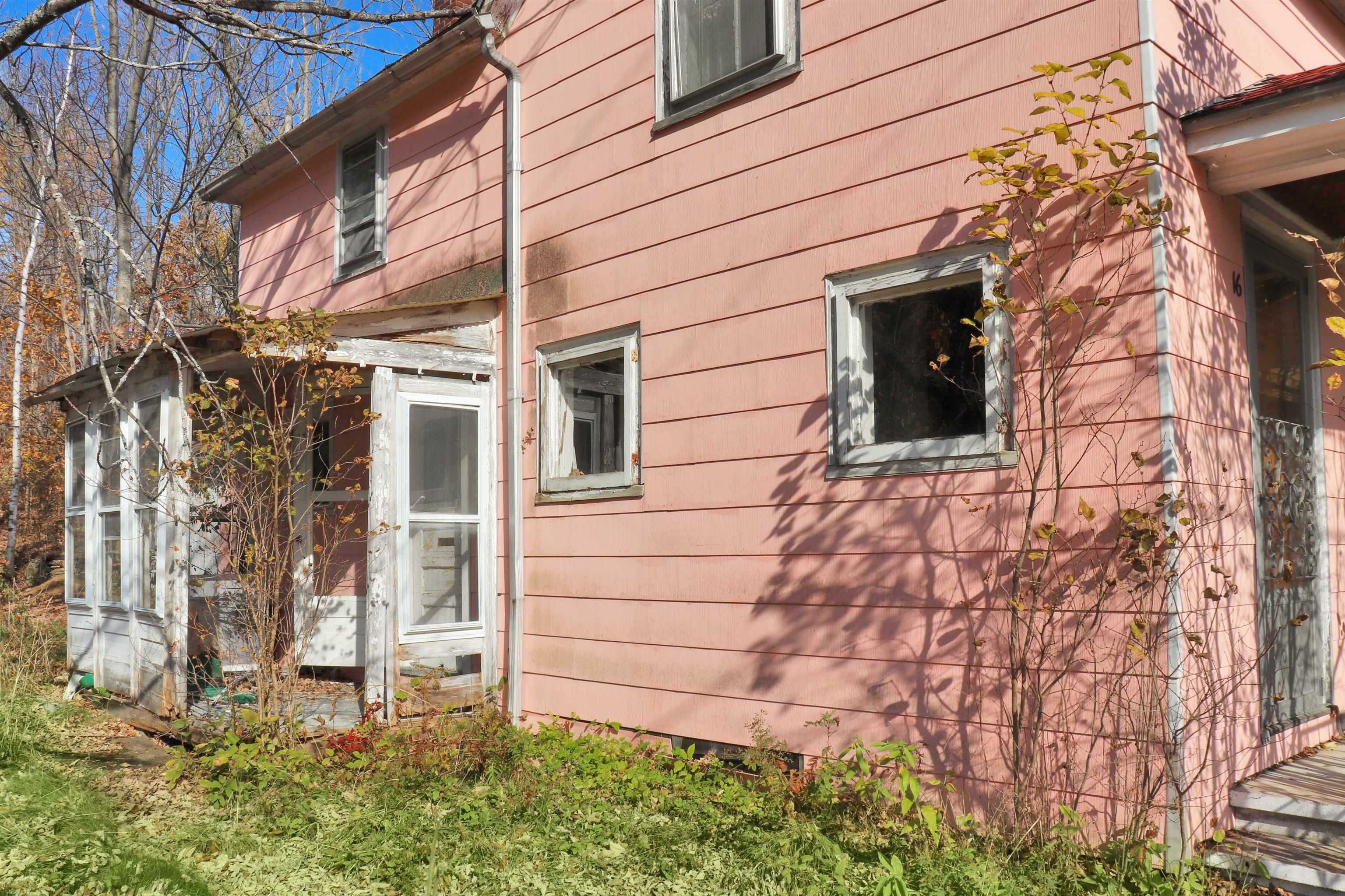 Gorham, New Hampshire 03581, United States, 2 Bedrooms Bedrooms, ,1 BathroomBathrooms,Residential,Active,37173