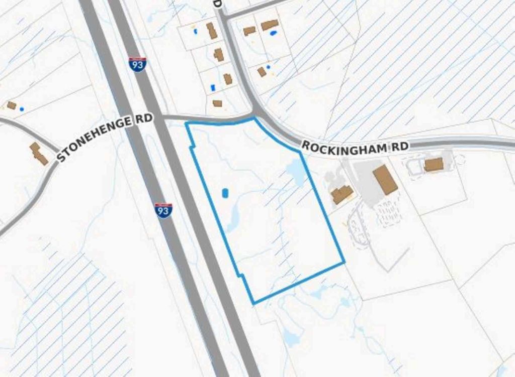 Photo of 75 Rockingham Road, Londonderry, NH 03053 (MLS # 5028672)