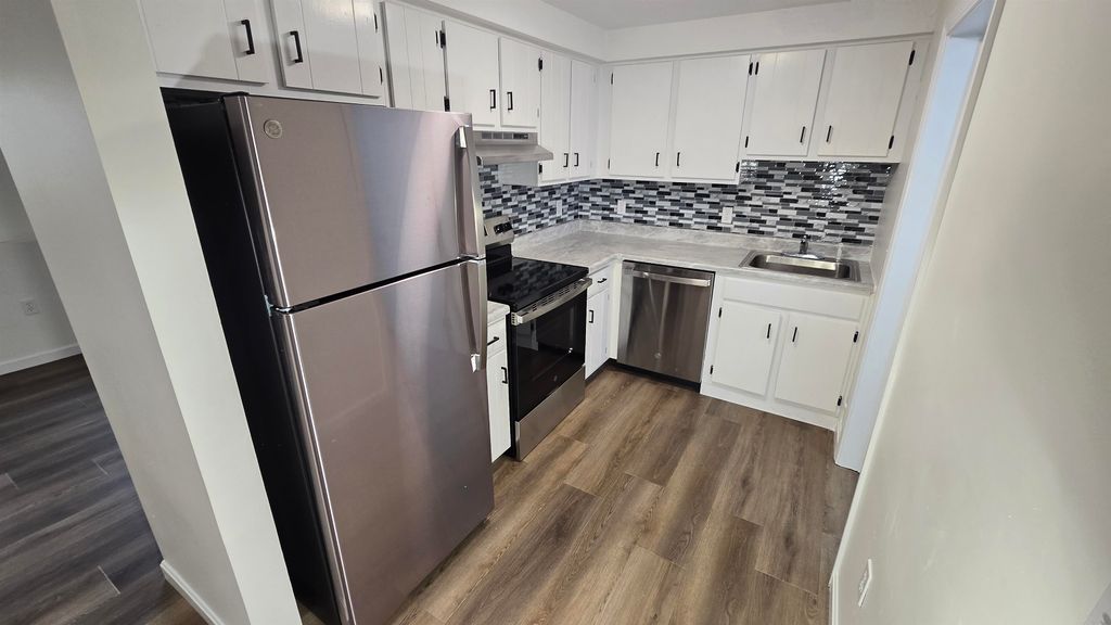 Photo of 85 E Ridge Road #A, Merrimack, NH 03054 (MLS # 5089452)