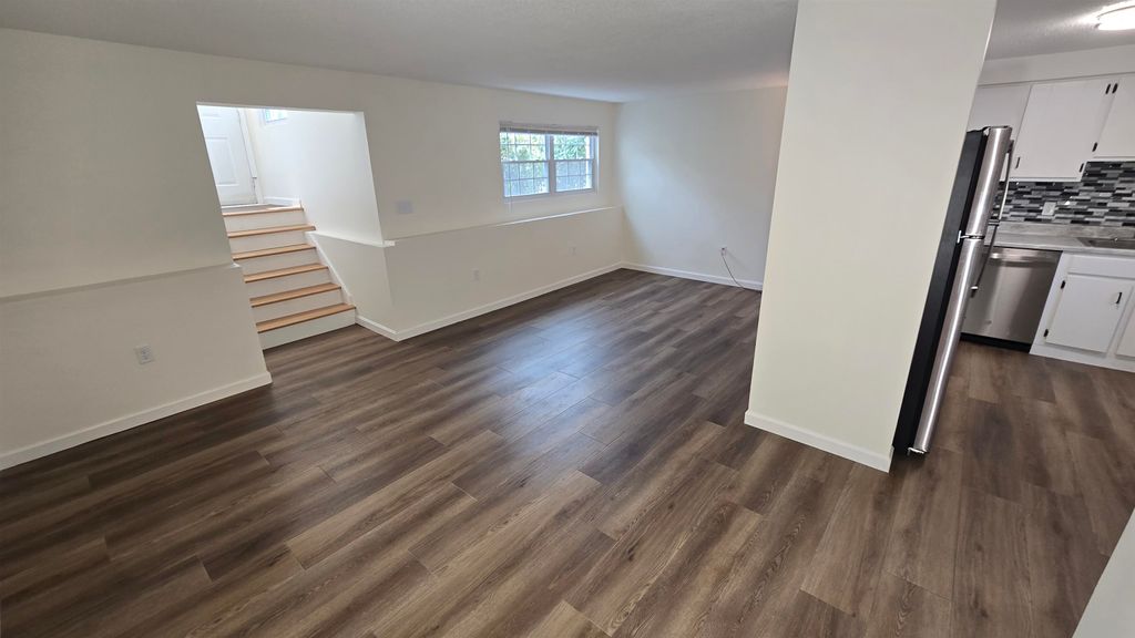 Photo of 85 E Ridge Road #A, Merrimack, NH 03054 (MLS # 5089452)