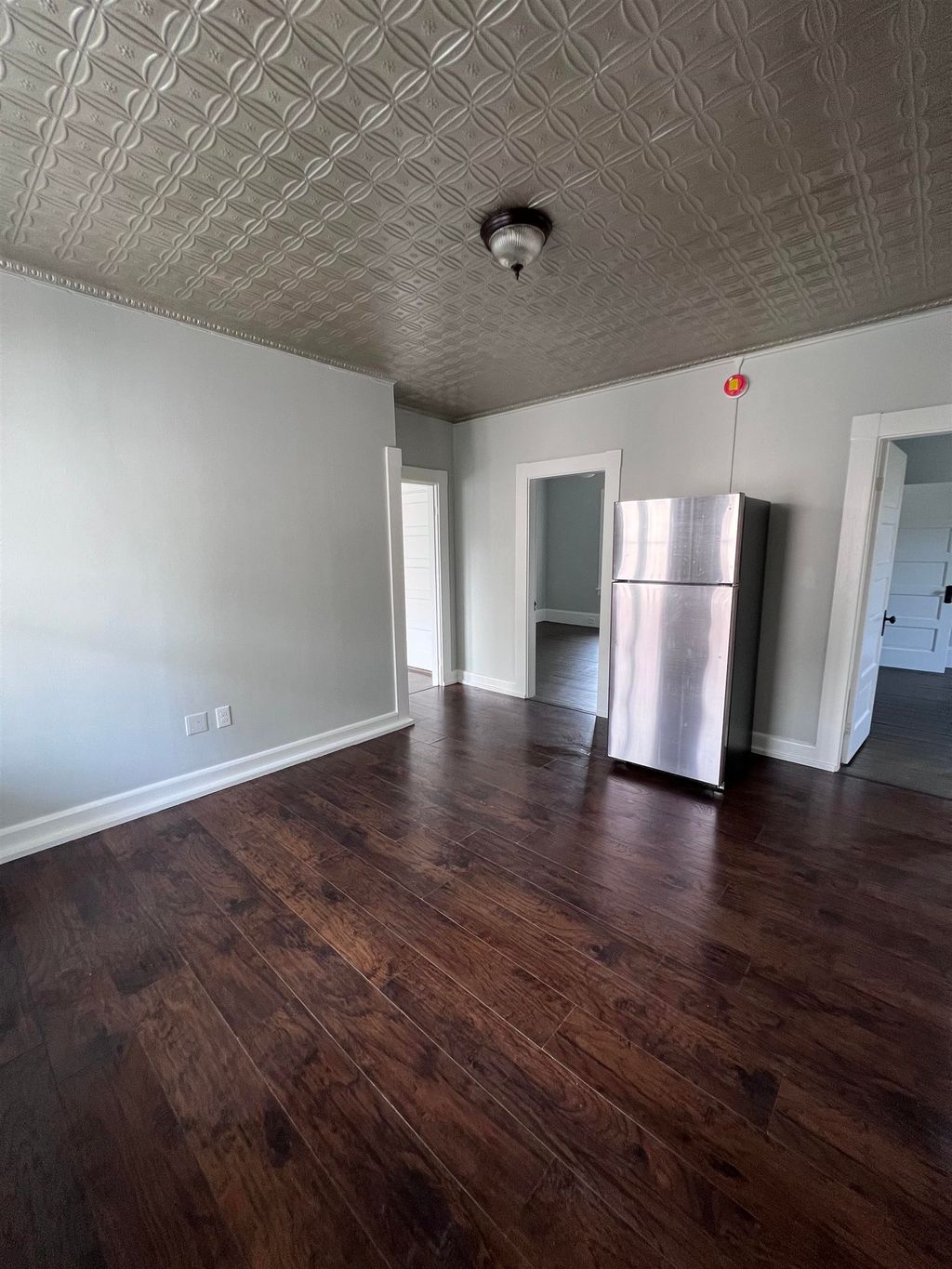 Photo of 118 Riddle Street #2, Manchester, NH 03102 (MLS # 5055266)