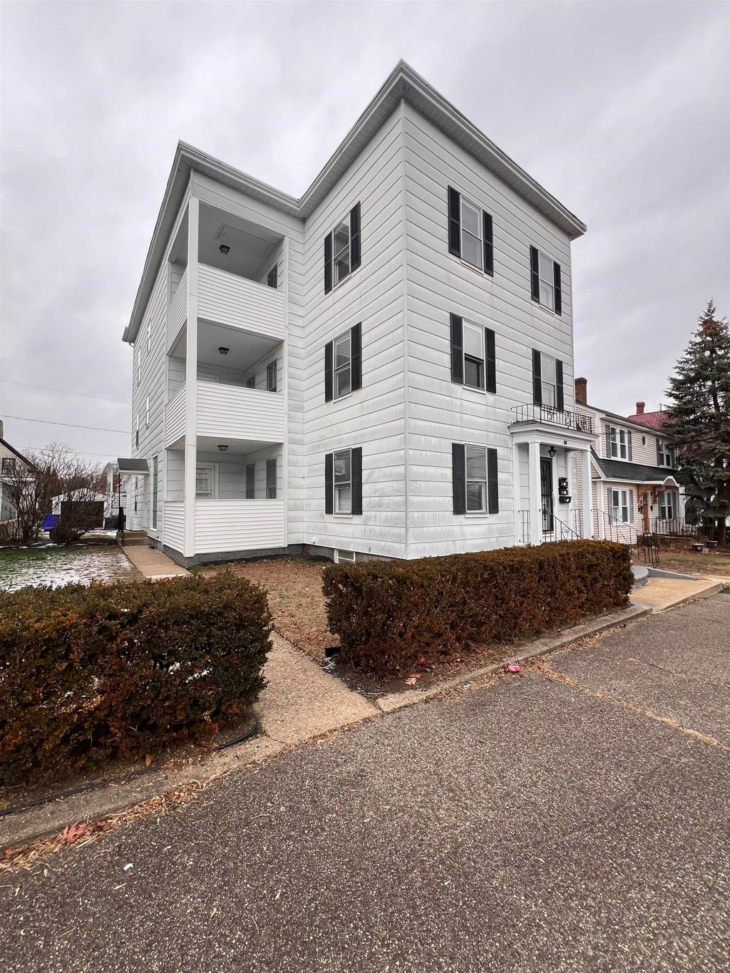 Photo of 198 Alsace Street #3, Manchester, NH 03102 (MLS # 5070888)