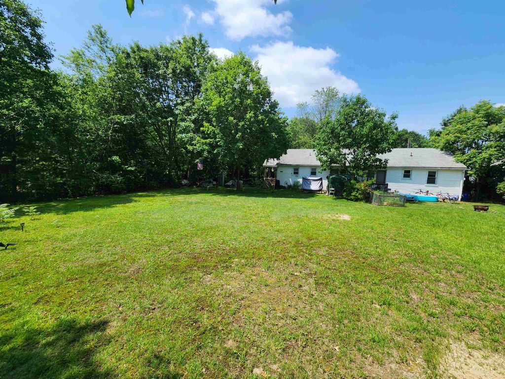 Photo of 7375 Lucille Street, Manchester, NH 03103 (MLS # 5033680)