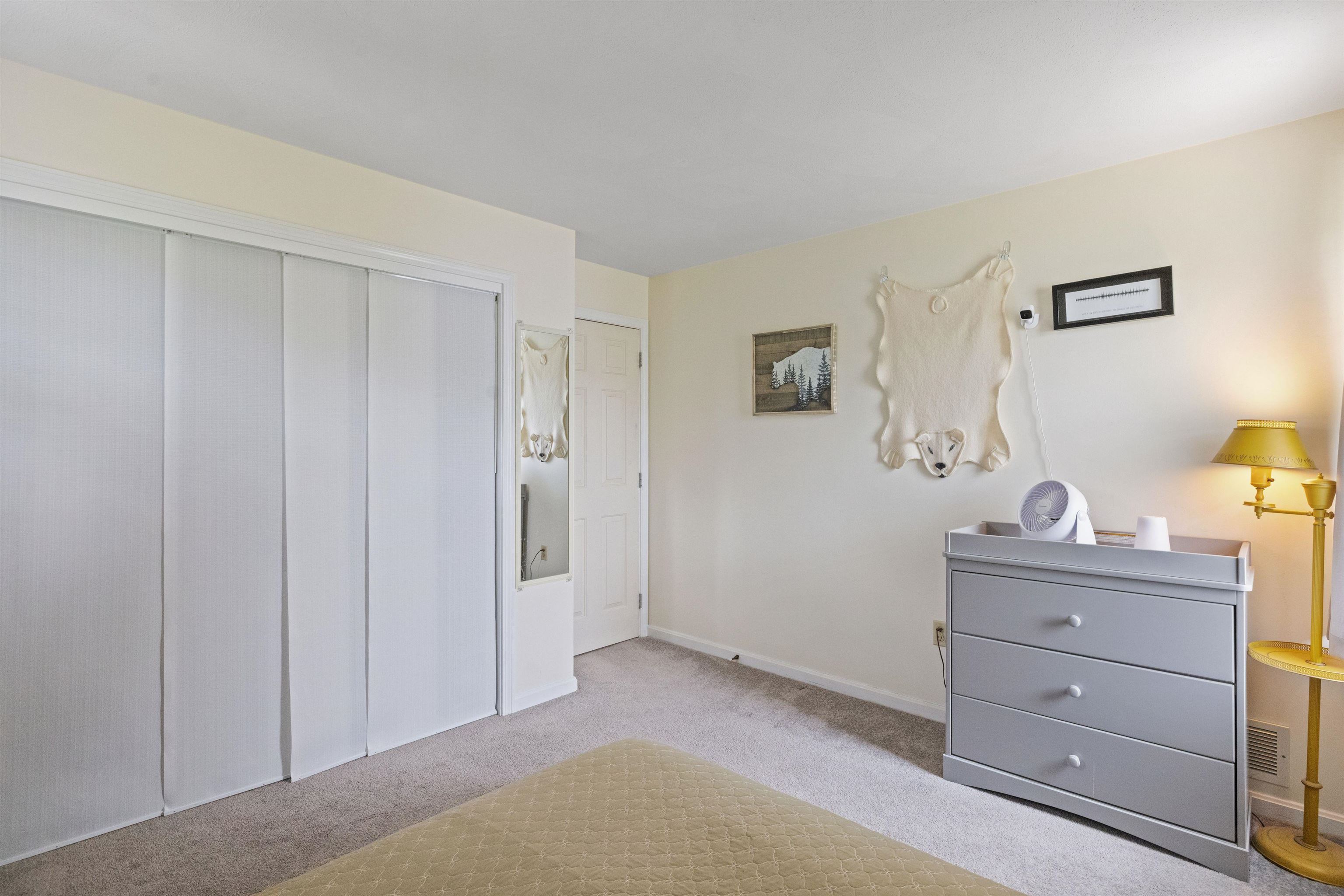 Goffstown, New Hampshire 03045, United States, 2 Bedrooms Bedrooms, ,2 BathroomsBathrooms,Residential,Pending,153856