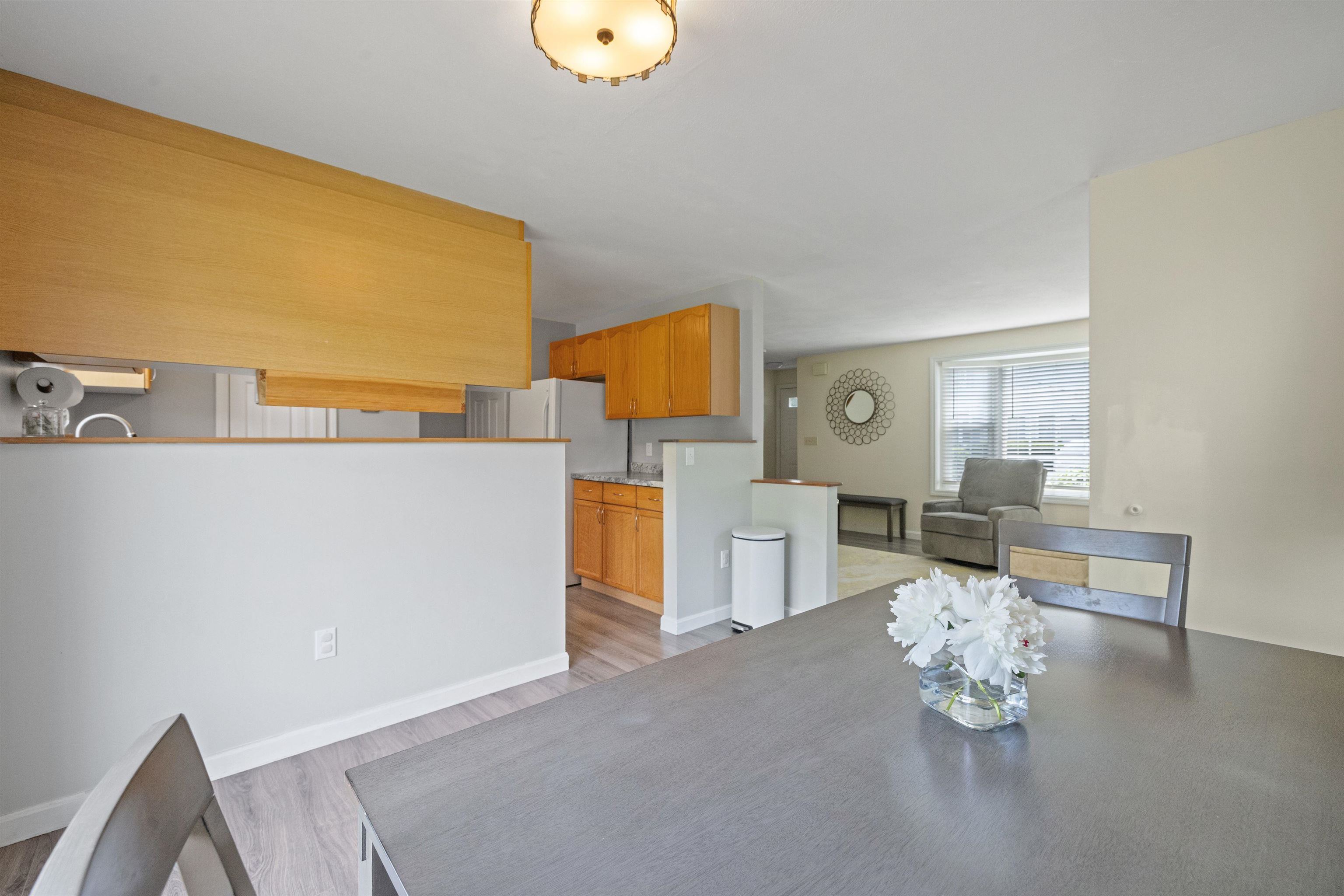 Goffstown, New Hampshire 03045, United States, 2 Bedrooms Bedrooms, ,2 BathroomsBathrooms,Residential,Pending,153856