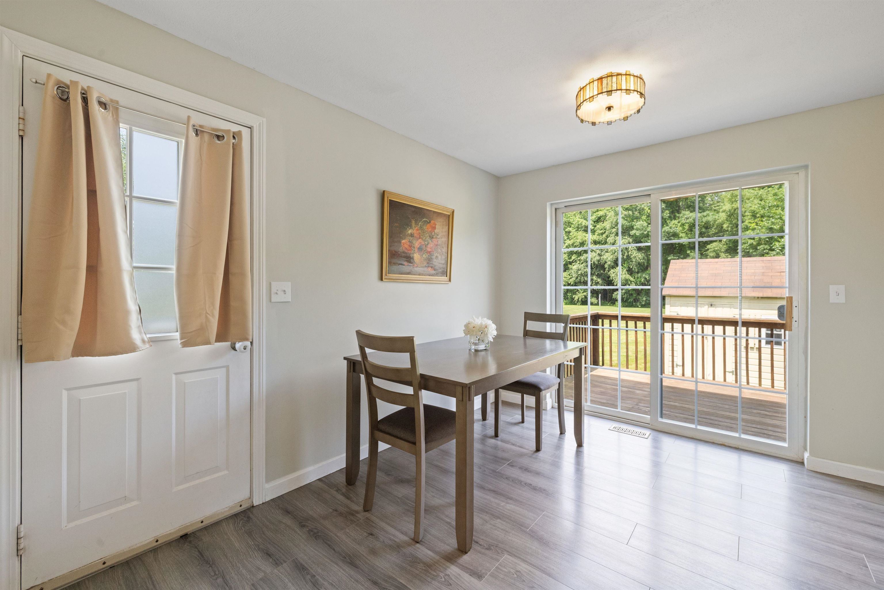 Goffstown, New Hampshire 03045, United States, 2 Bedrooms Bedrooms, ,2 BathroomsBathrooms,Residential,Pending,153856