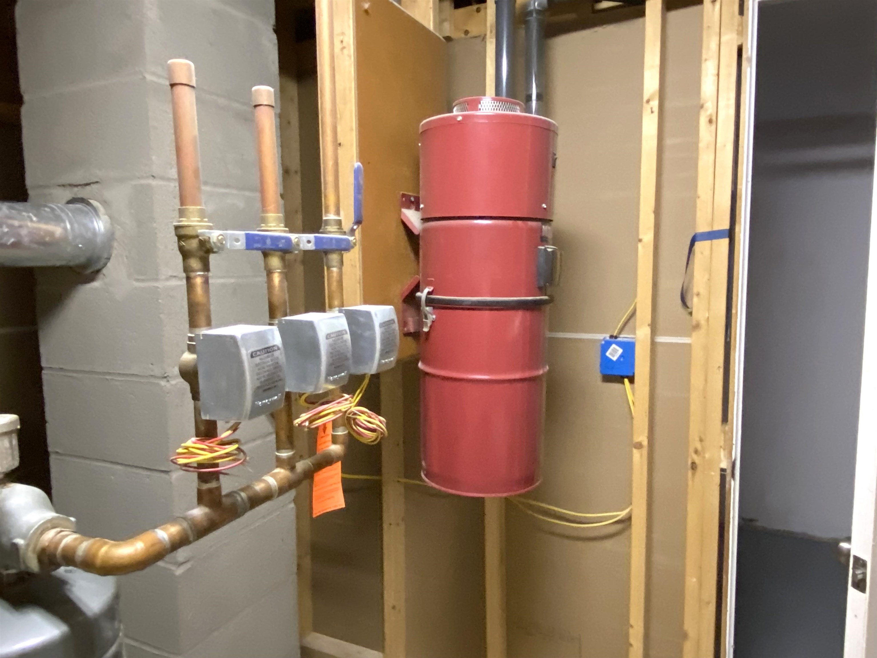 Middlebury, Vermont 05753, United States, 2 Bedrooms Bedrooms, ,1 BathroomBathrooms,Residential,Pending,201146